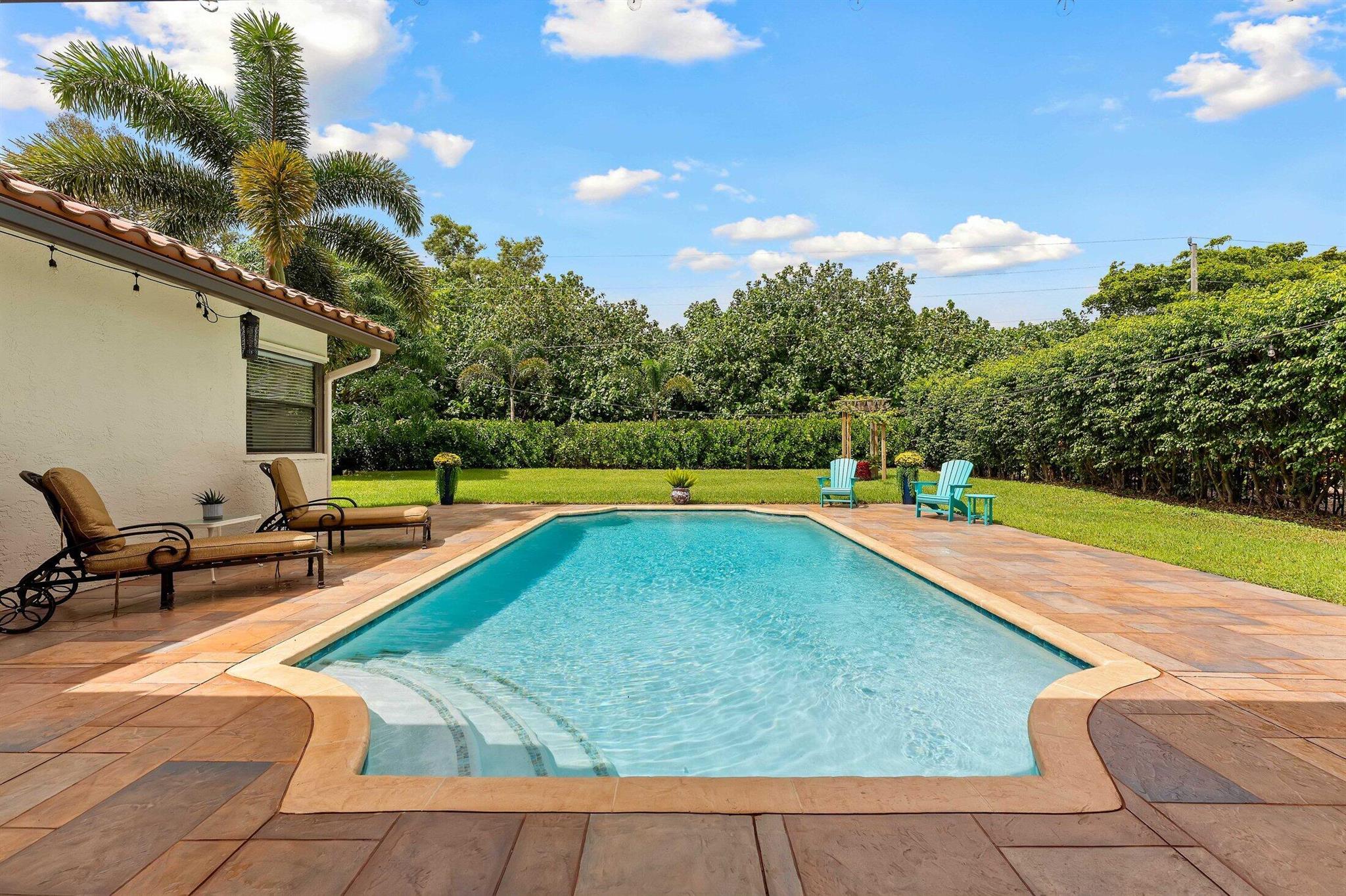 3951 NW 27th Terrace