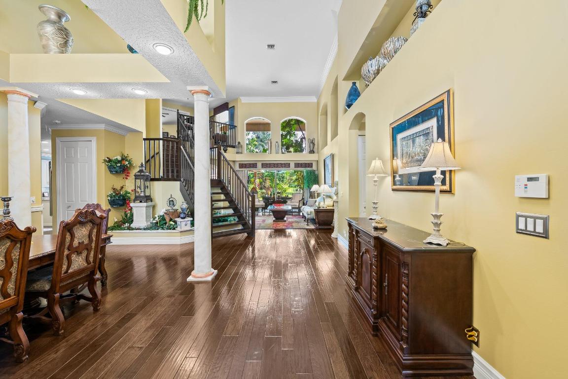 21167 Falls Ridge Way