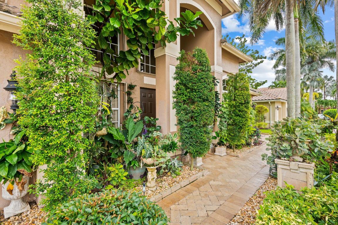 21167 Falls Ridge Way