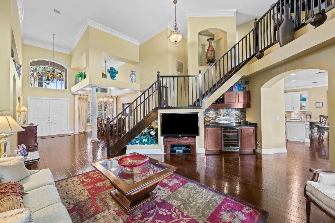 21167 Falls Ridge Way