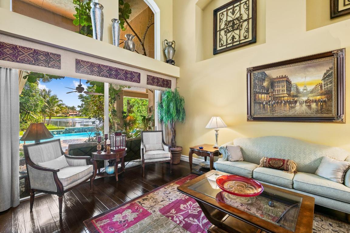 21167 Falls Ridge Way