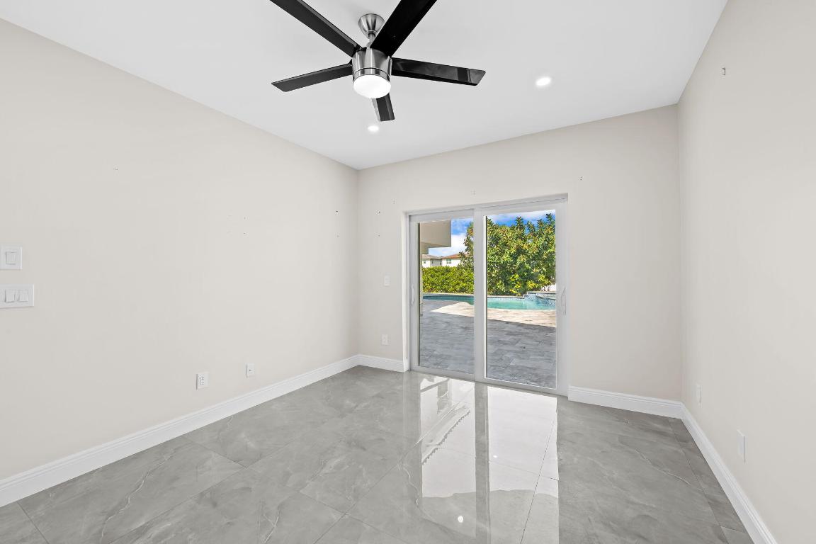 23162 L'Ermitage Circle