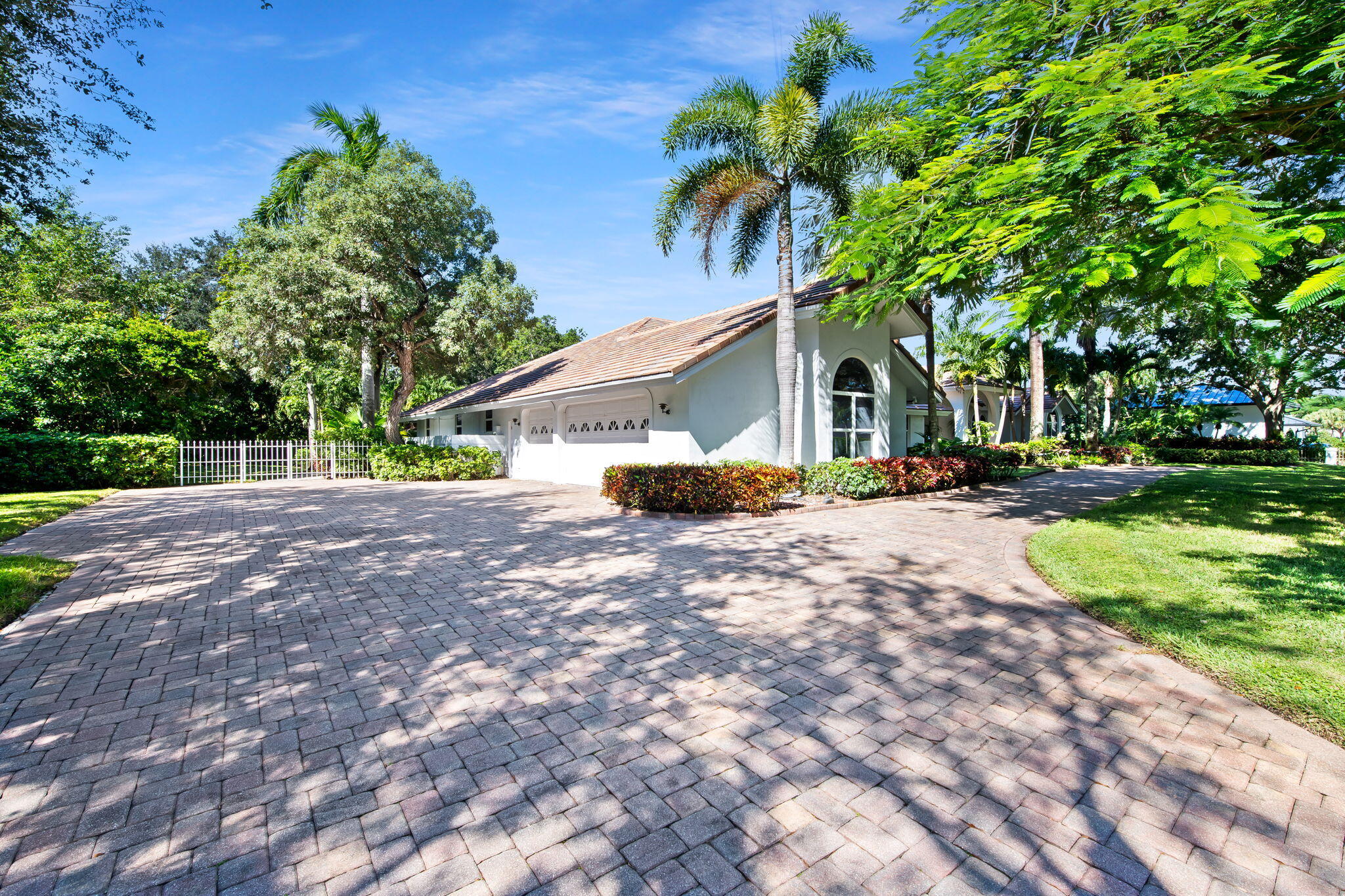 17888 Fieldbrook Circle W