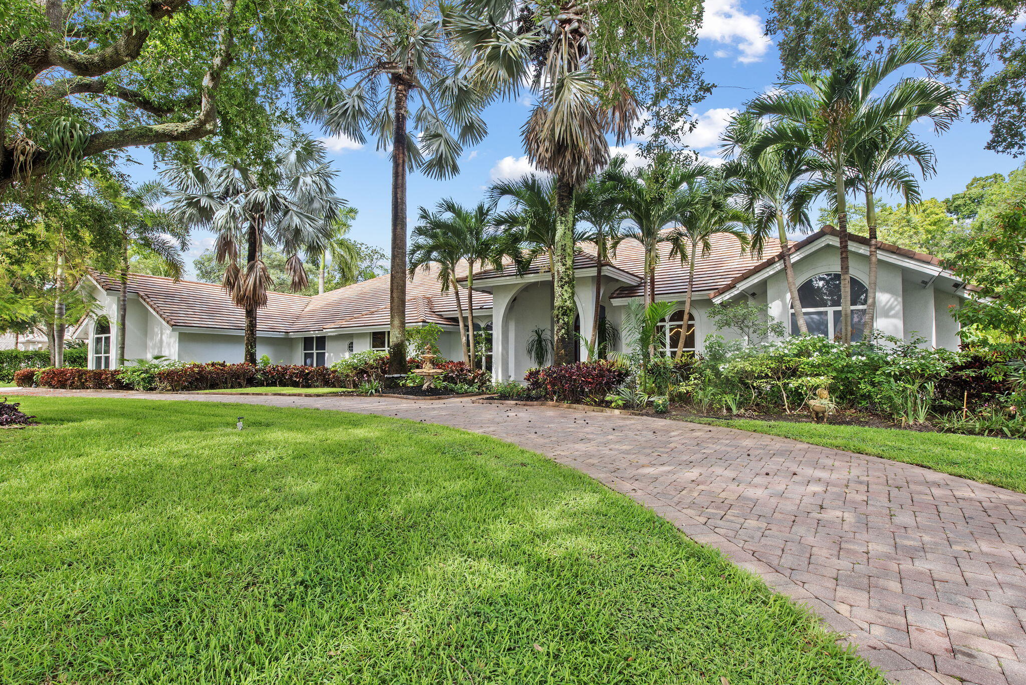 17888 Fieldbrook Circle W