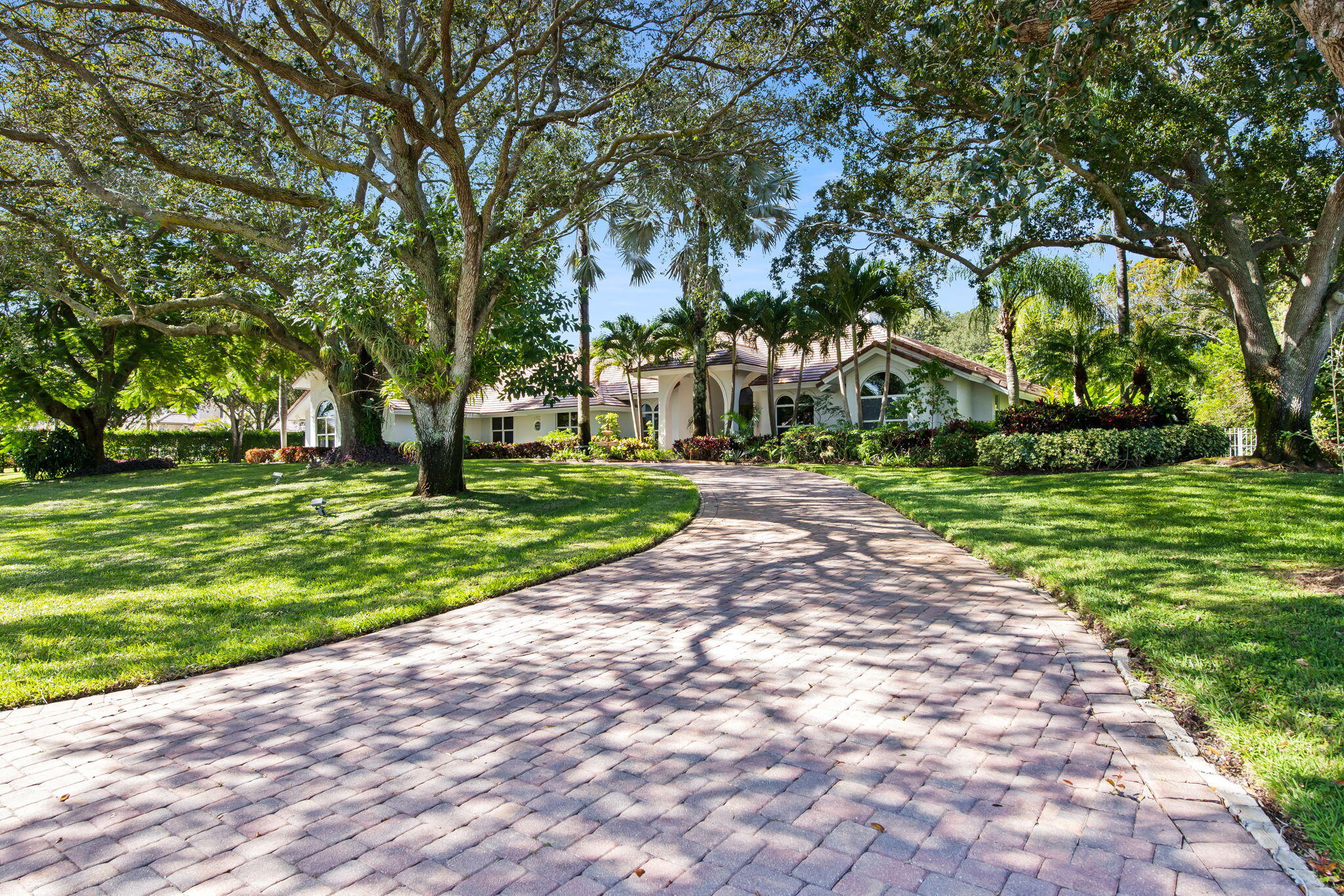 17888 Fieldbrook Circle W