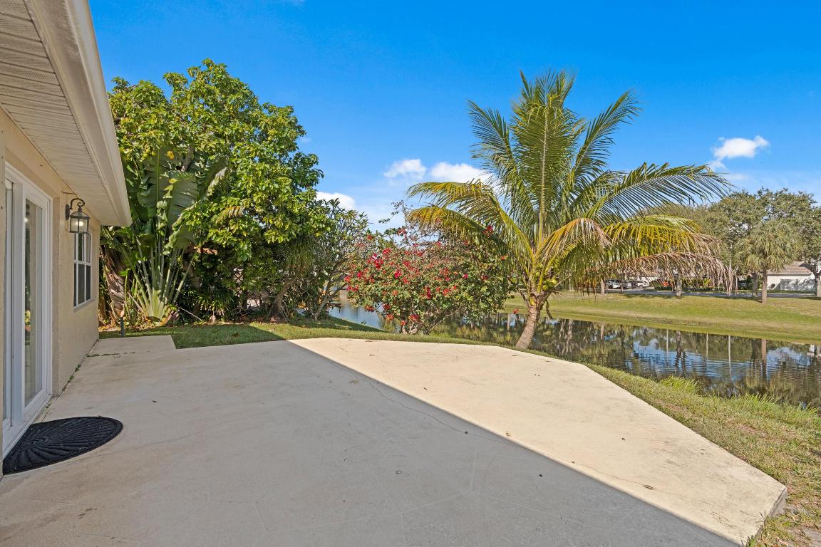 1151 Delray Lakes Drive