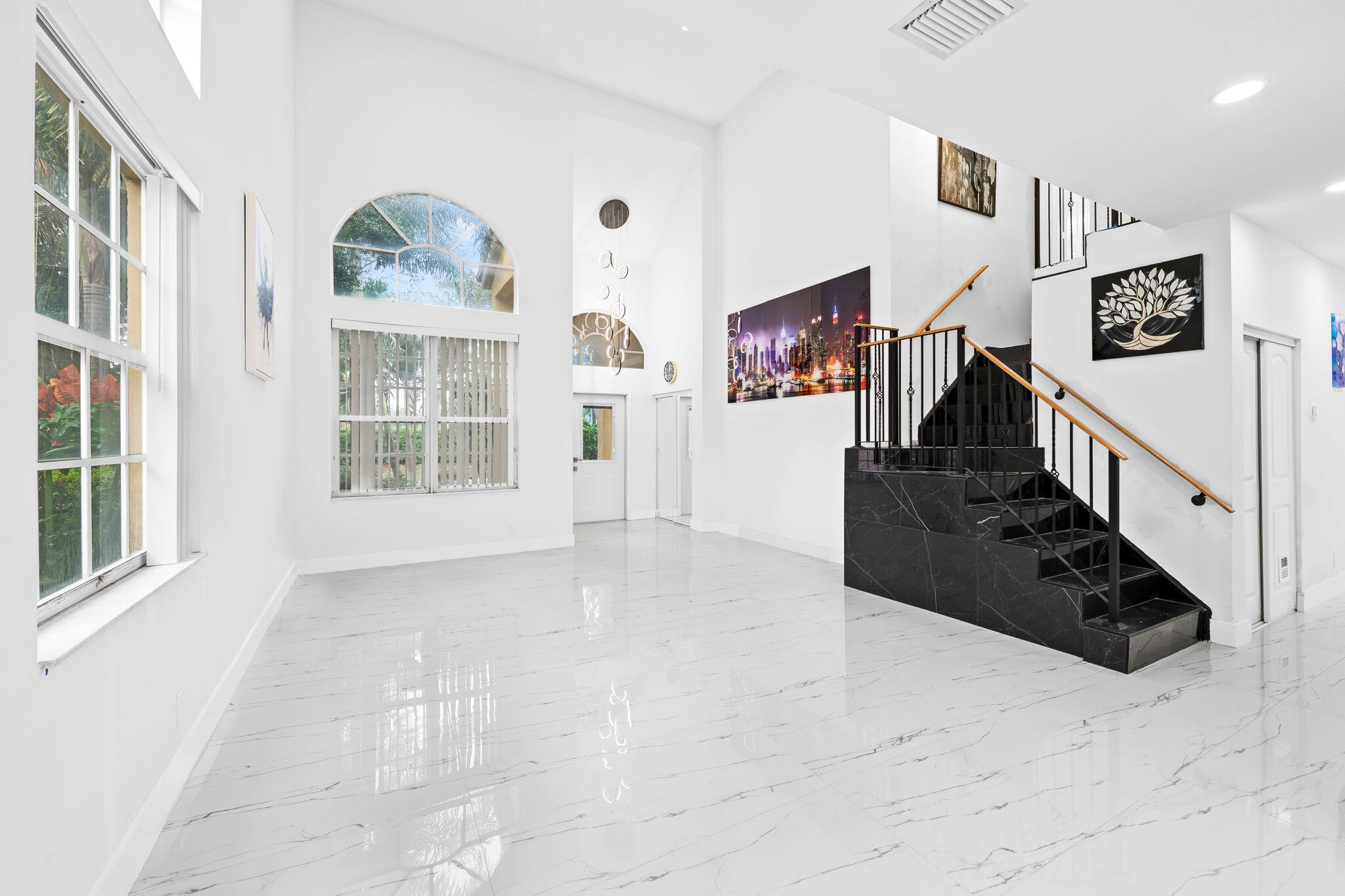 4713 NW 115th Avenue