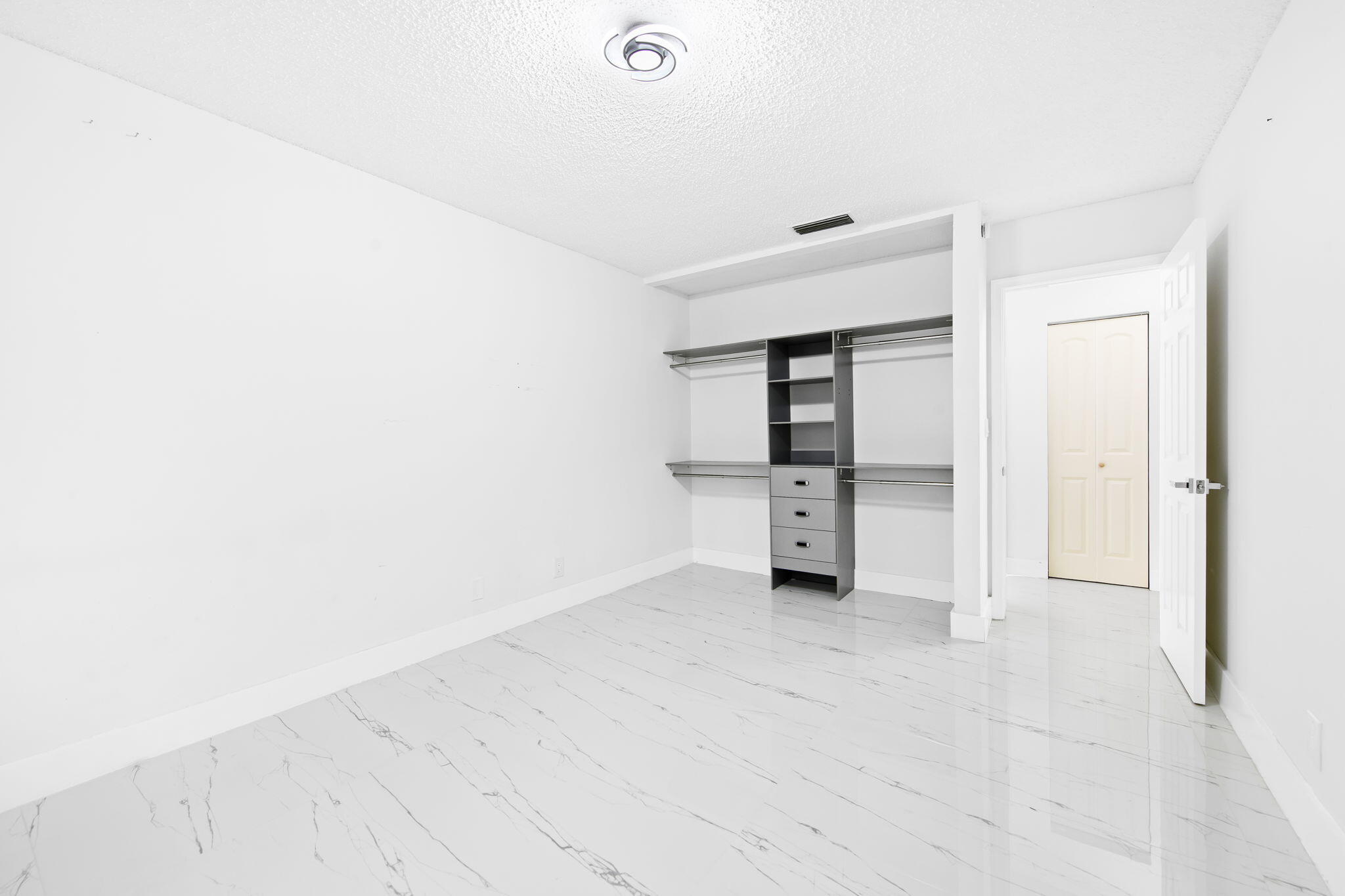 4713 NW 115th Avenue