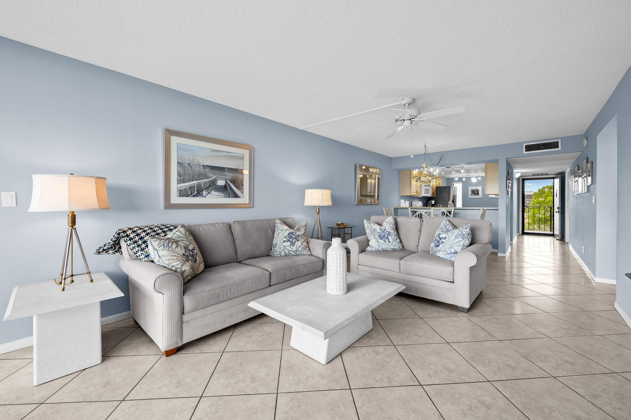 15 Royal Palm Way 505