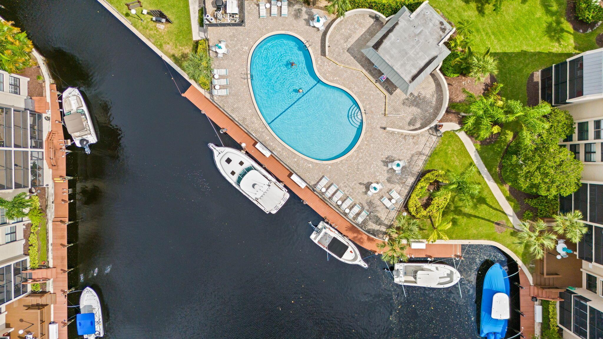 15 Royal Palm Way 505