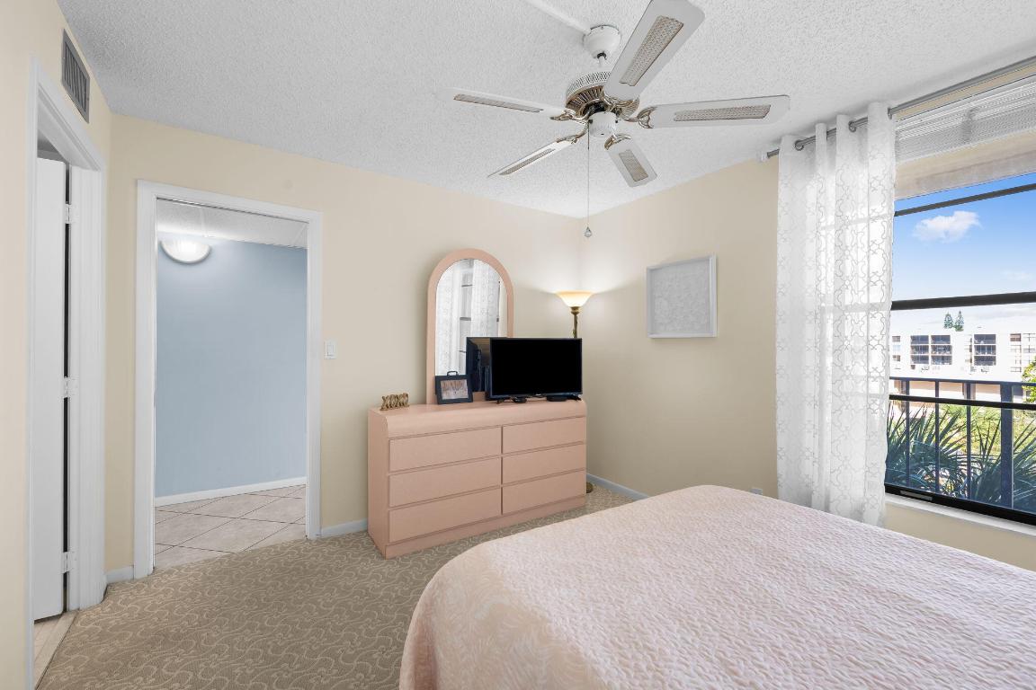 15 Royal Palm Way 505