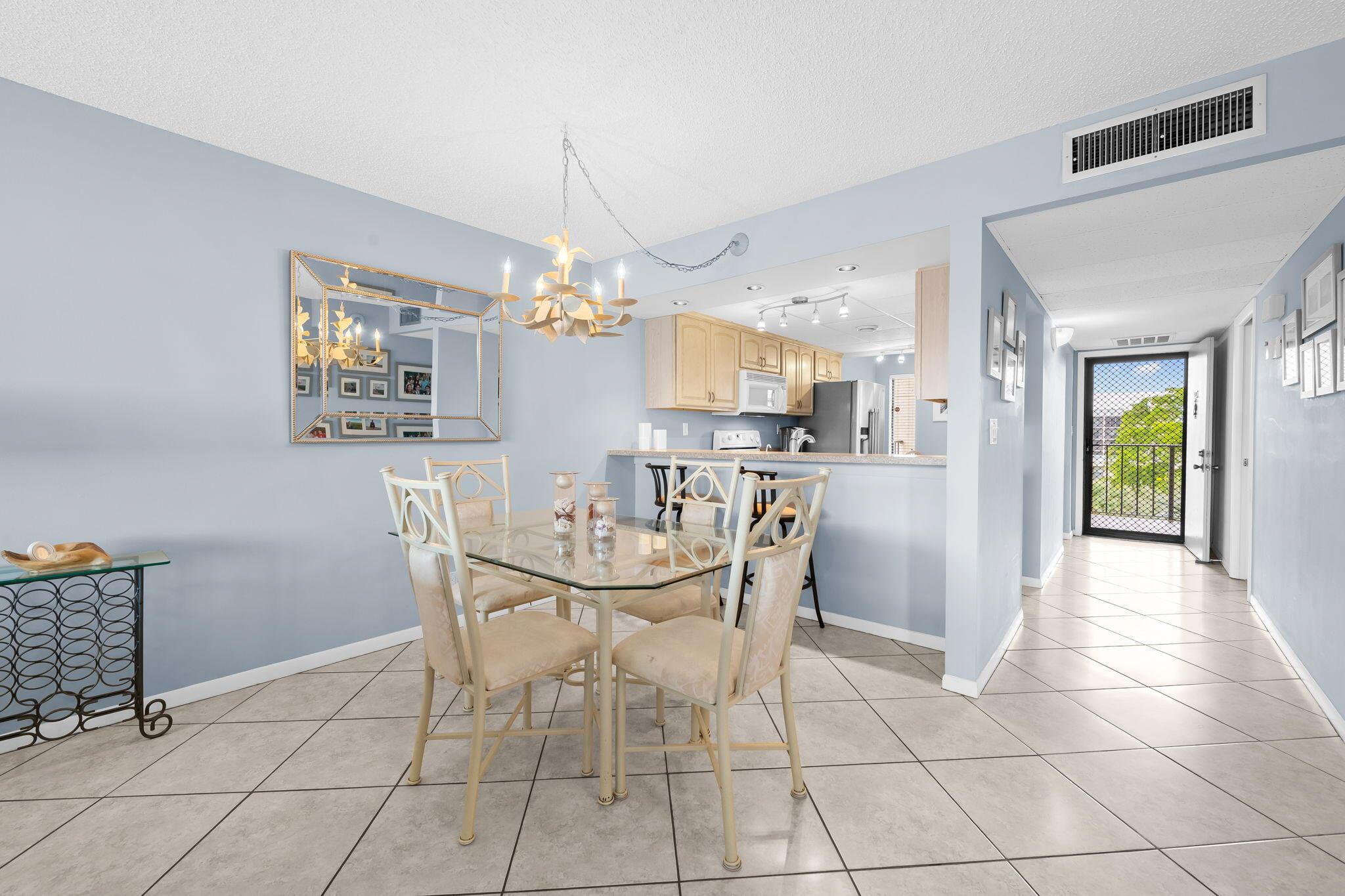 15 Royal Palm Way 505