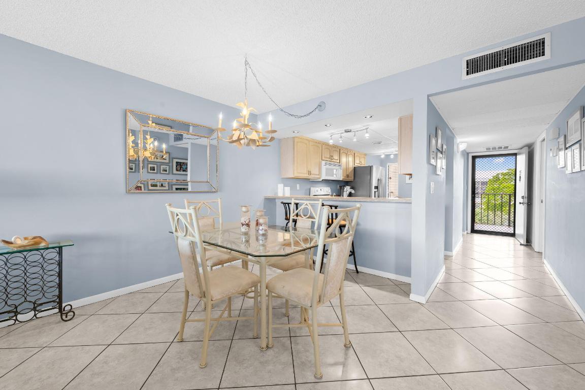 15 Royal Palm Way 505