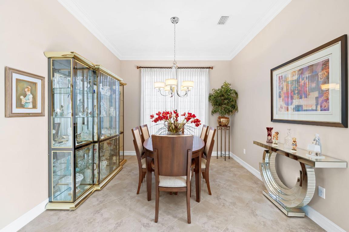 9653 Sail Palm Court