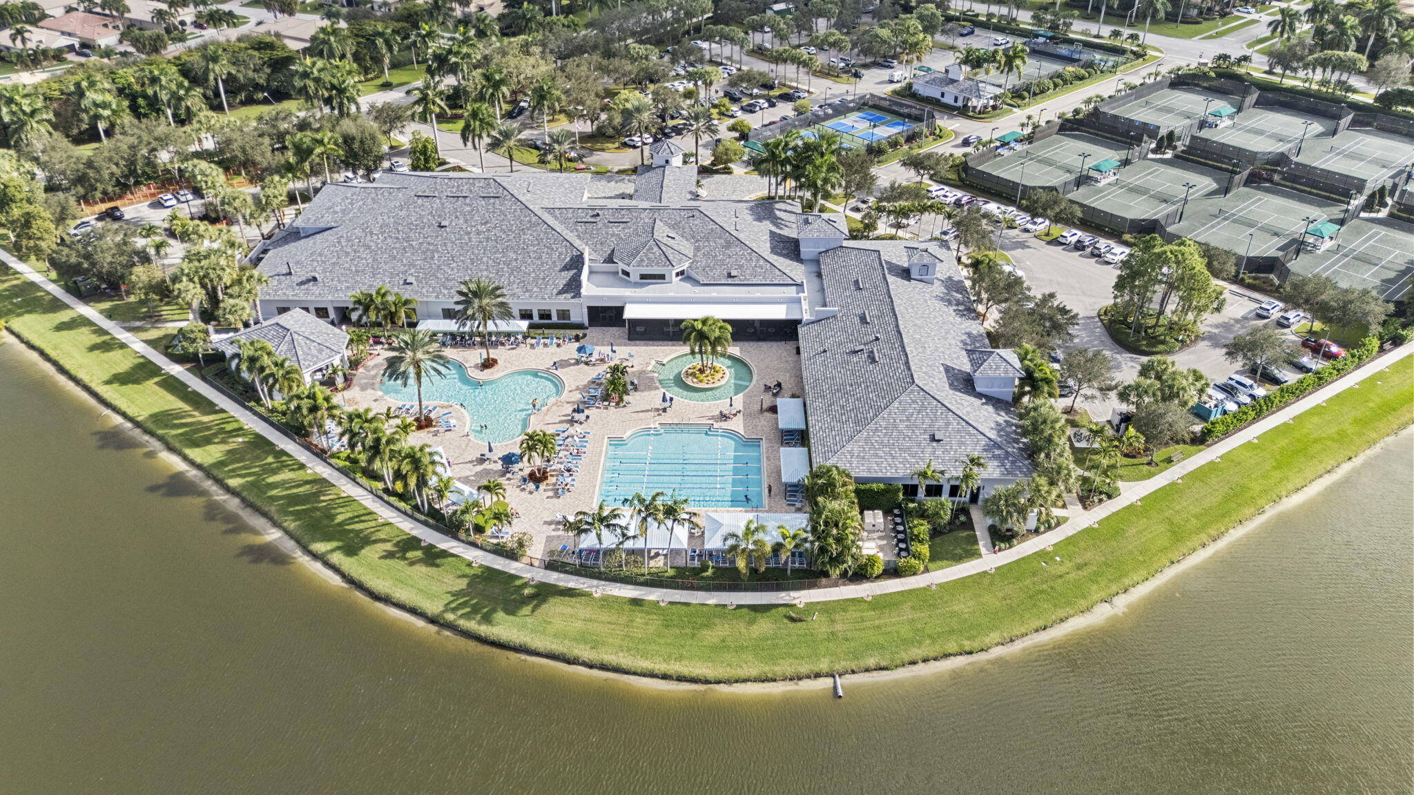 9653 Sail Palm Court