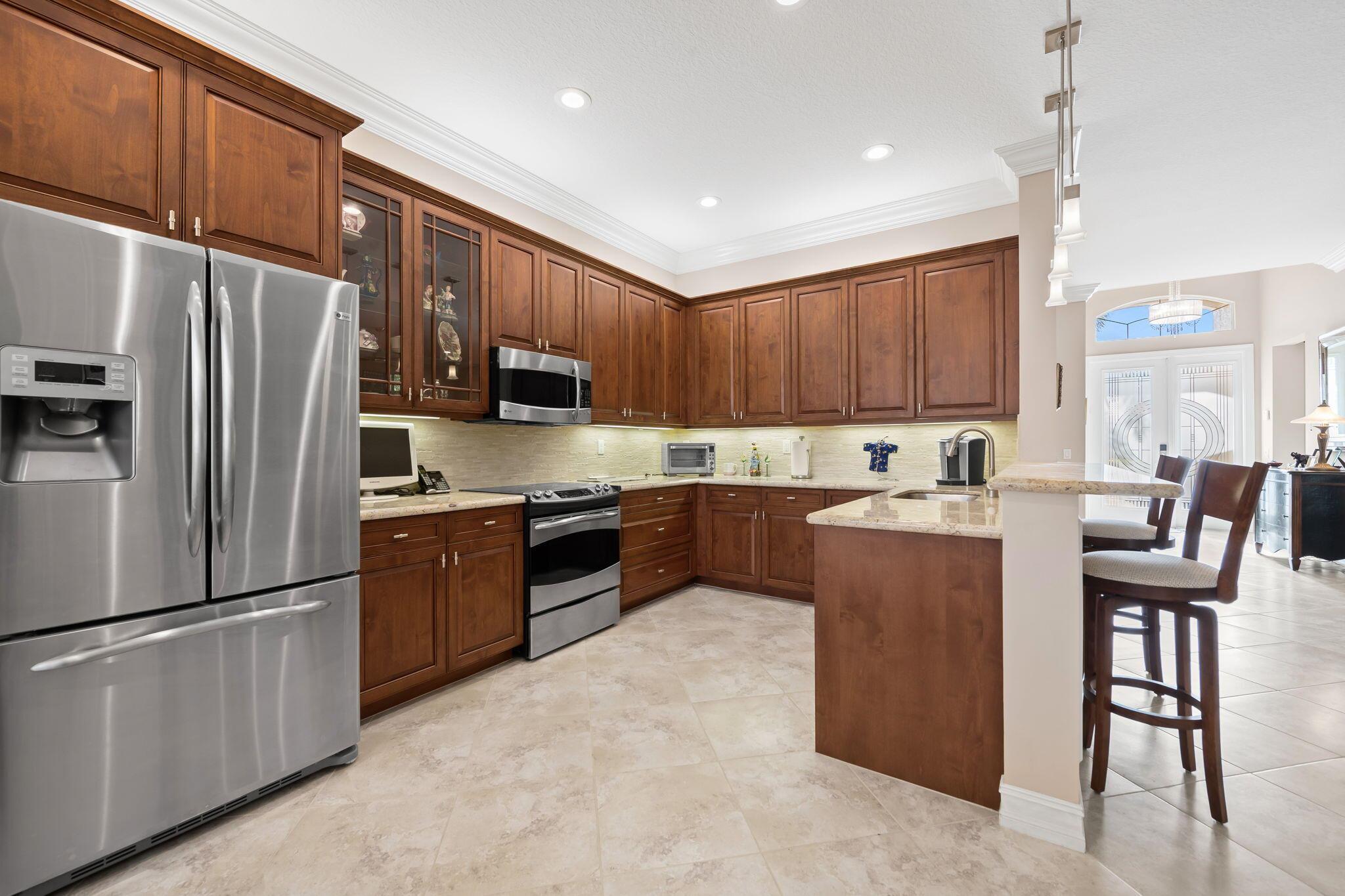 9653 Sail Palm Court