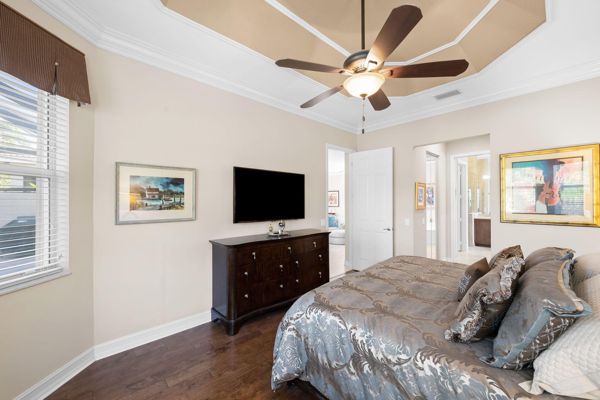 9653 Sail Palm Court