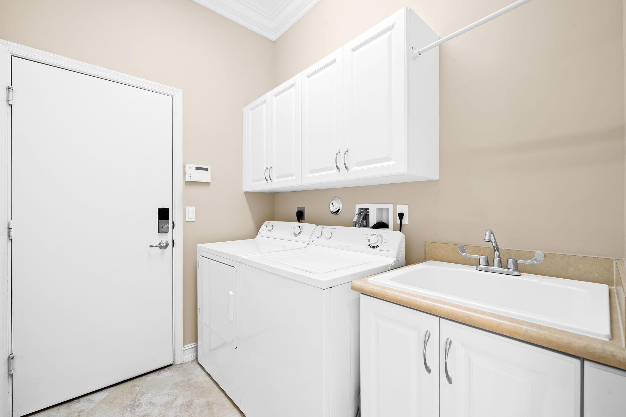 9653 Sail Palm Court