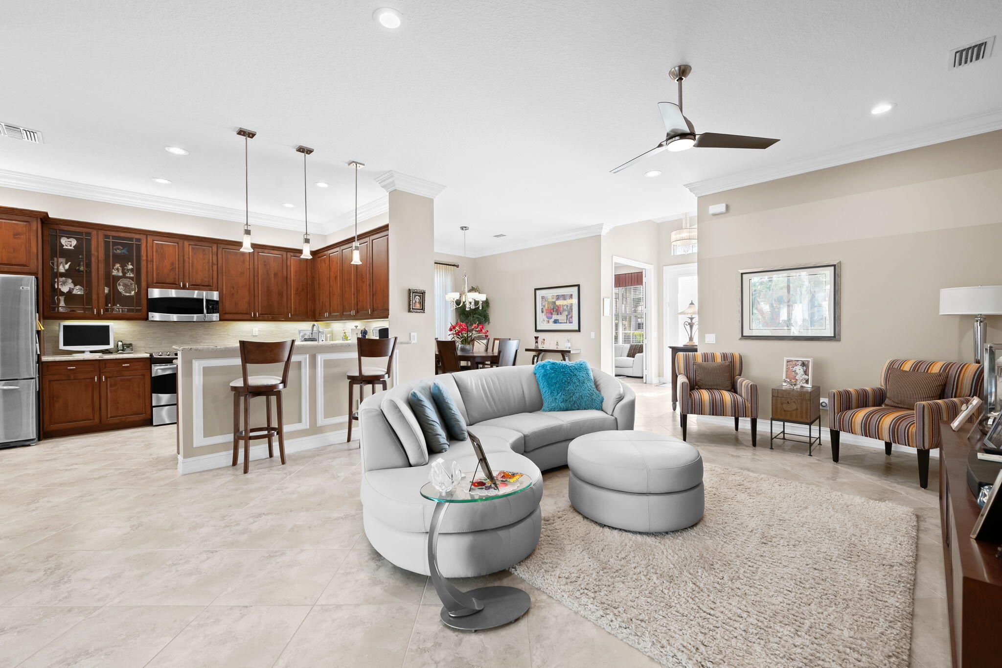 9653 Sail Palm Court