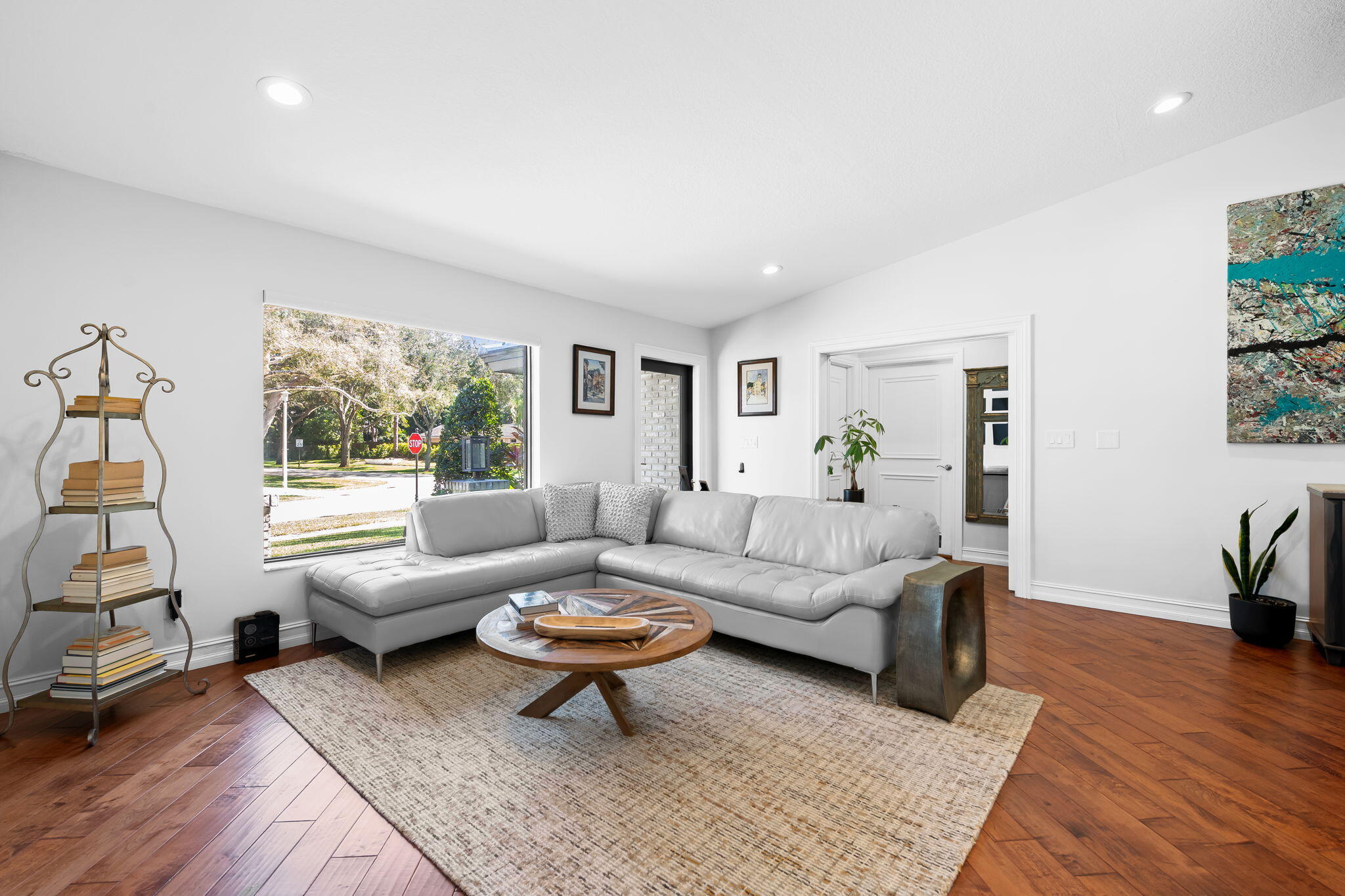 2901 NW 24 Terrace N