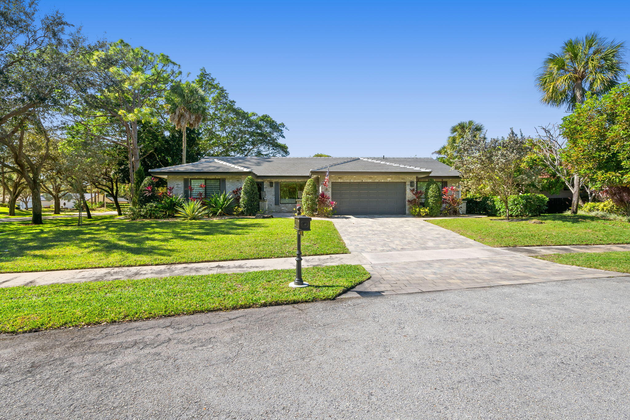 2901 NW 24 Terrace N