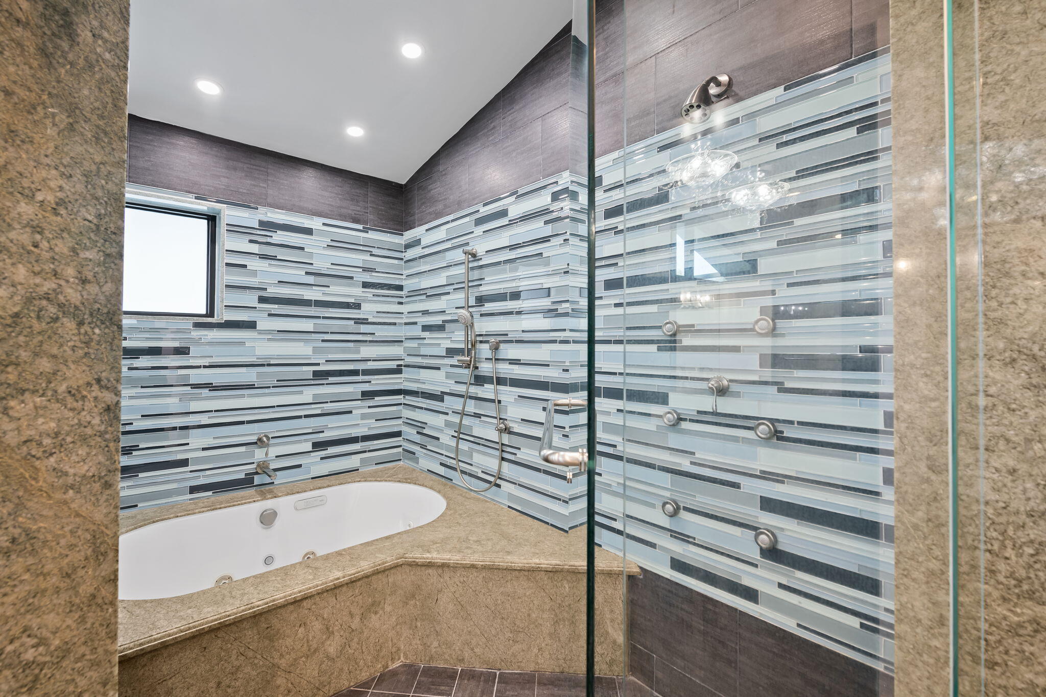 2901 NW 24 Terrace N