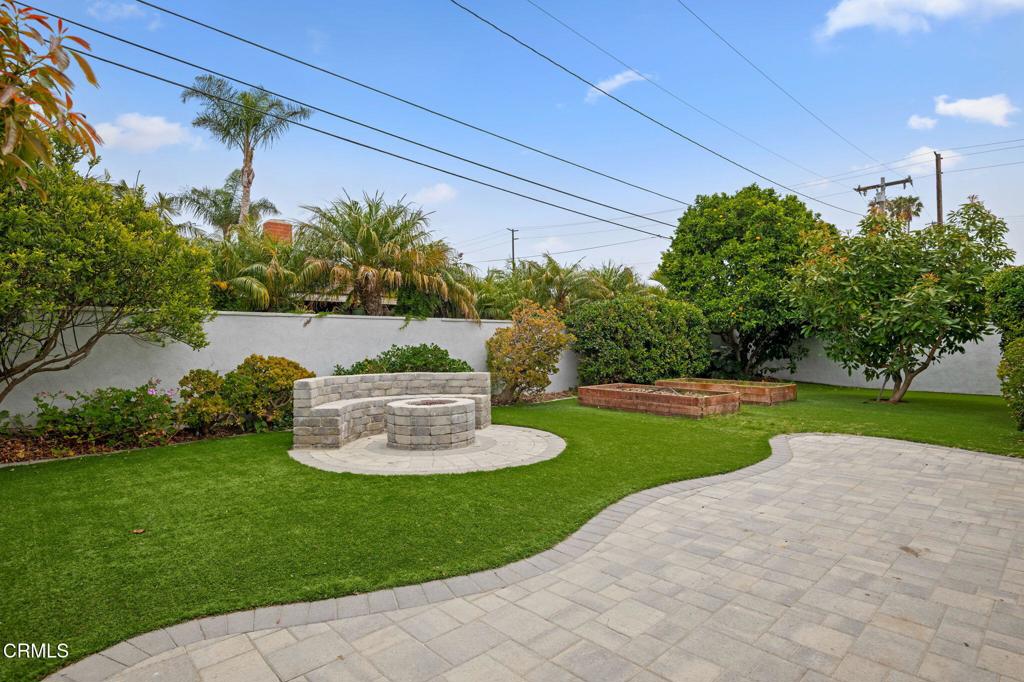 1900 Piedmont Street