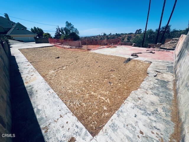 609 W Highland Drive