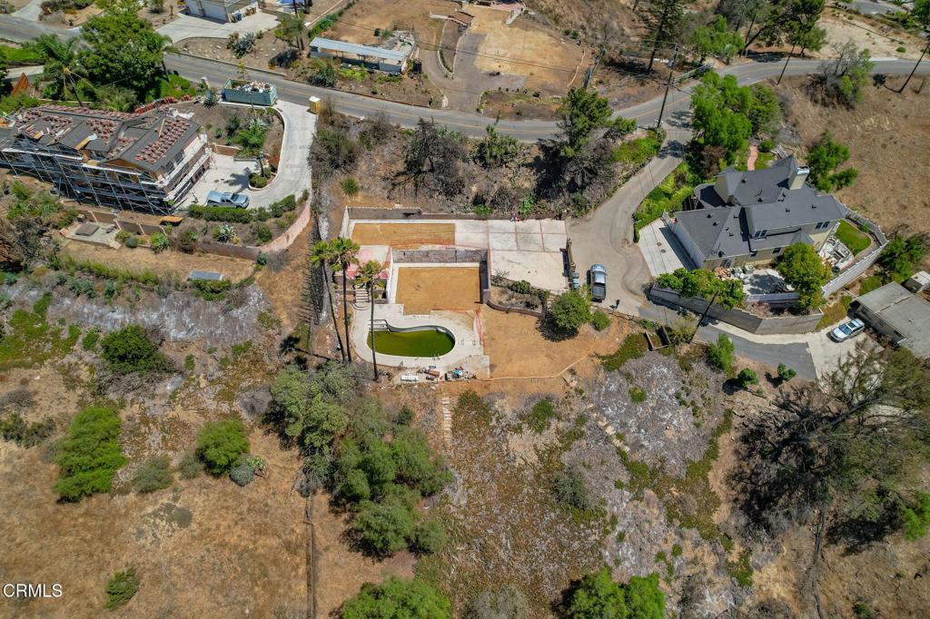 609 W Highland Drive