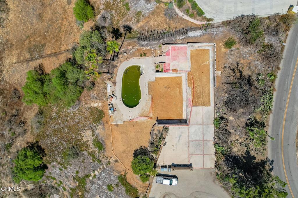 609 W Highland Drive