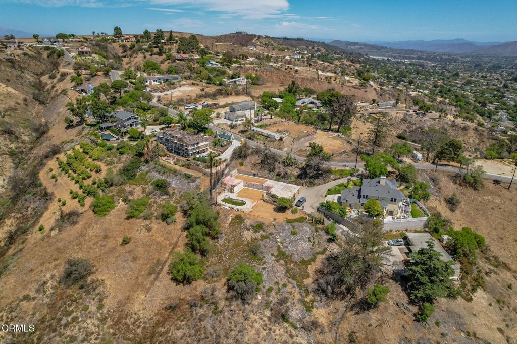 609 W Highland Drive