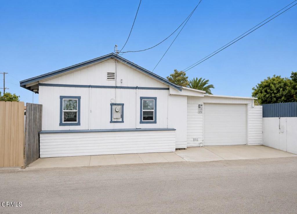 509 E Date Street