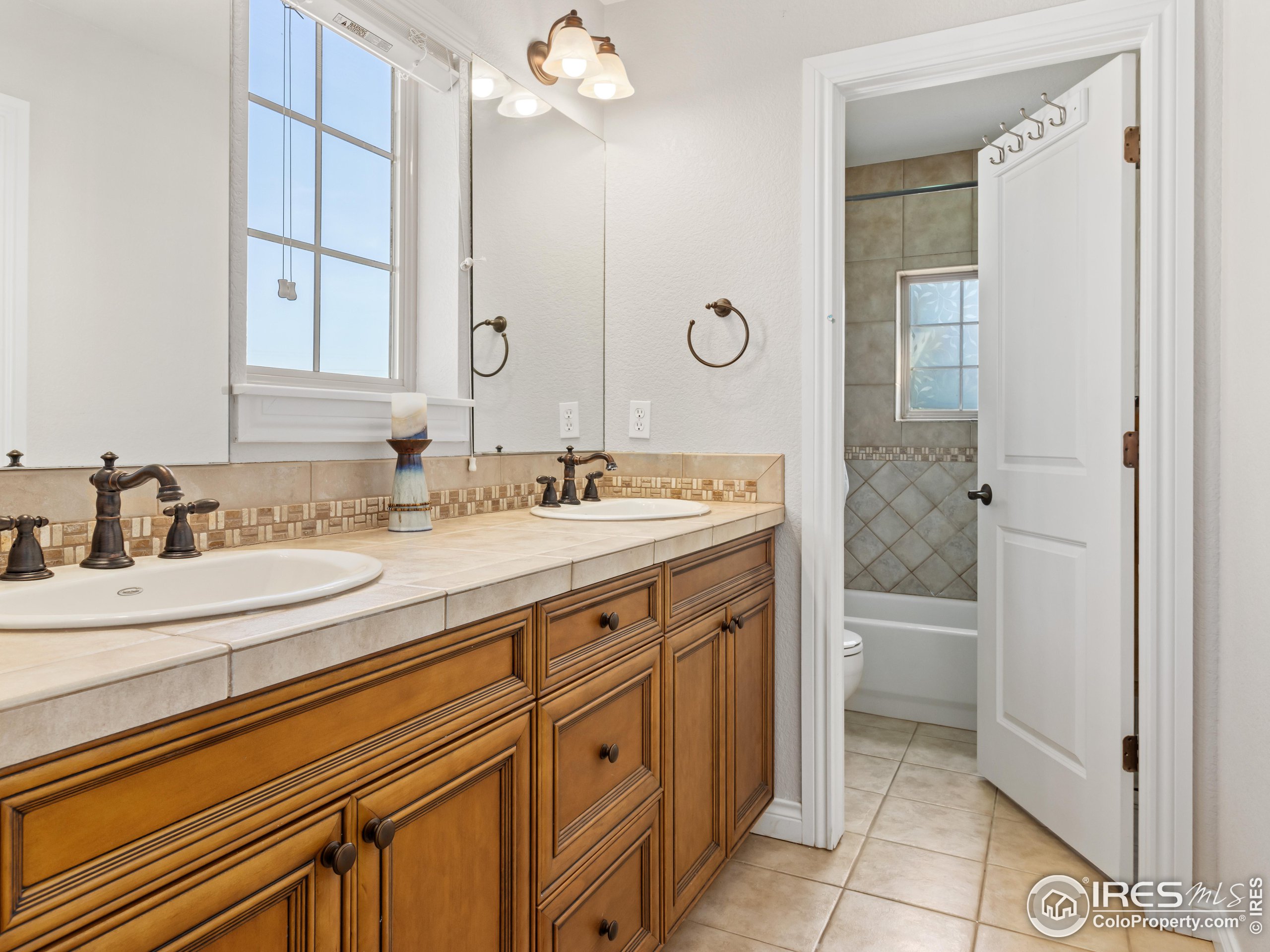 1507 Stardance Cir