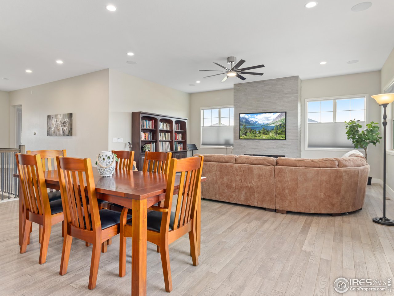 4527 Colorado River Dr