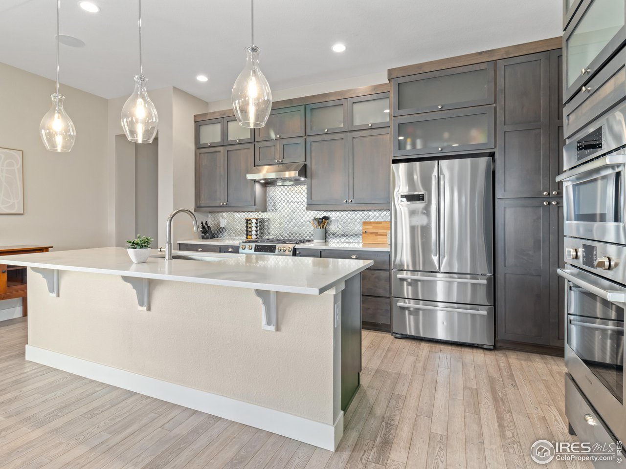 4527 Colorado River Dr