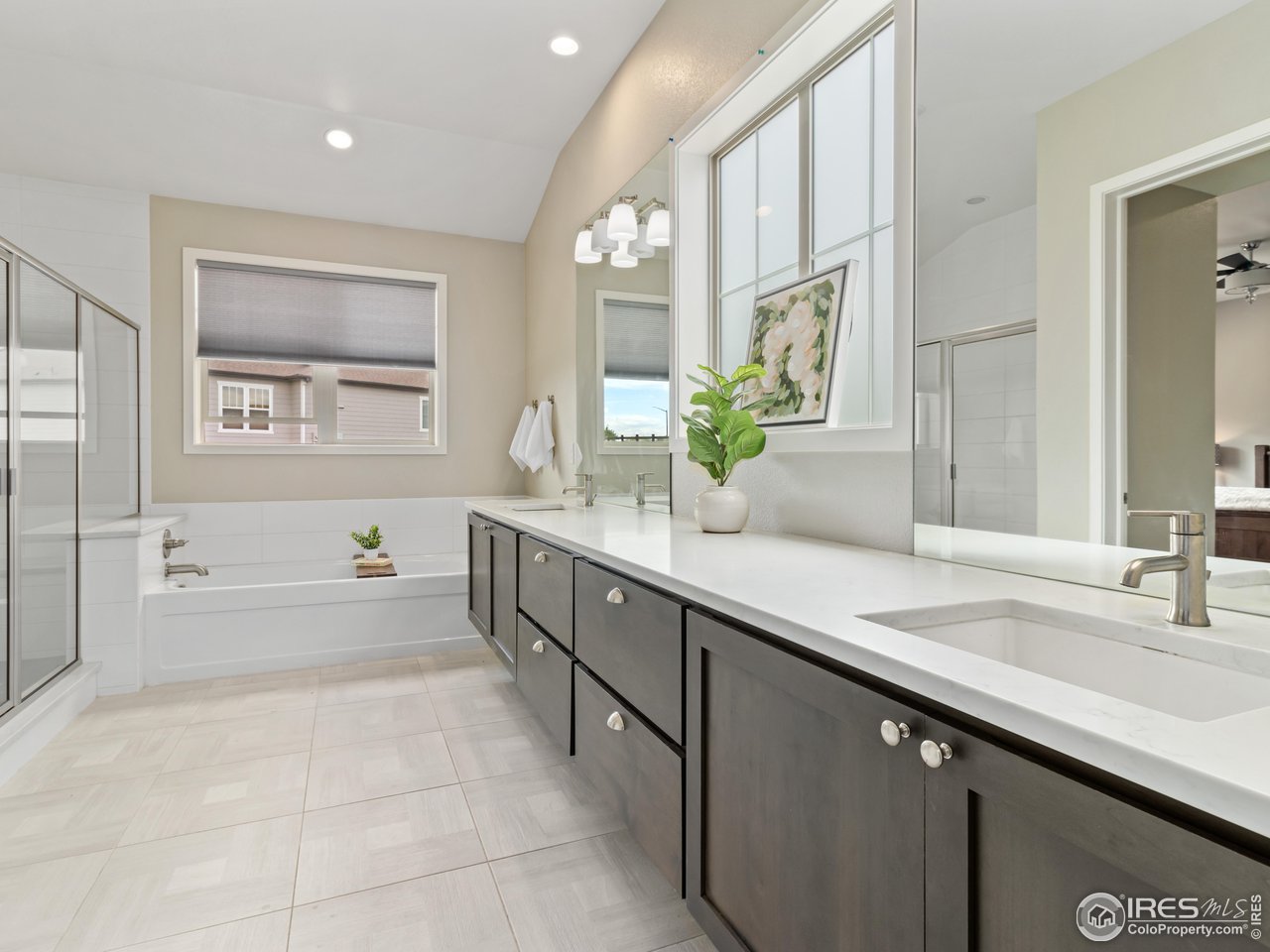 4527 Colorado River Dr