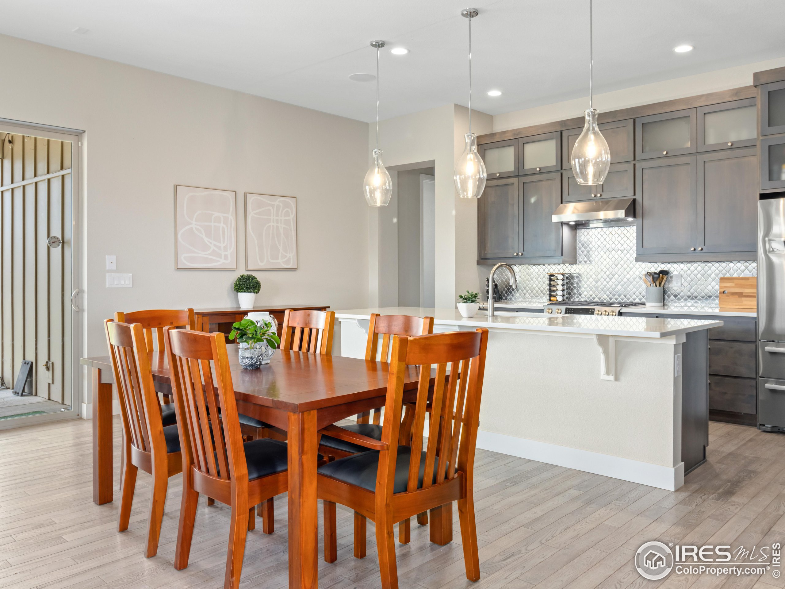 4527 Colorado River Dr