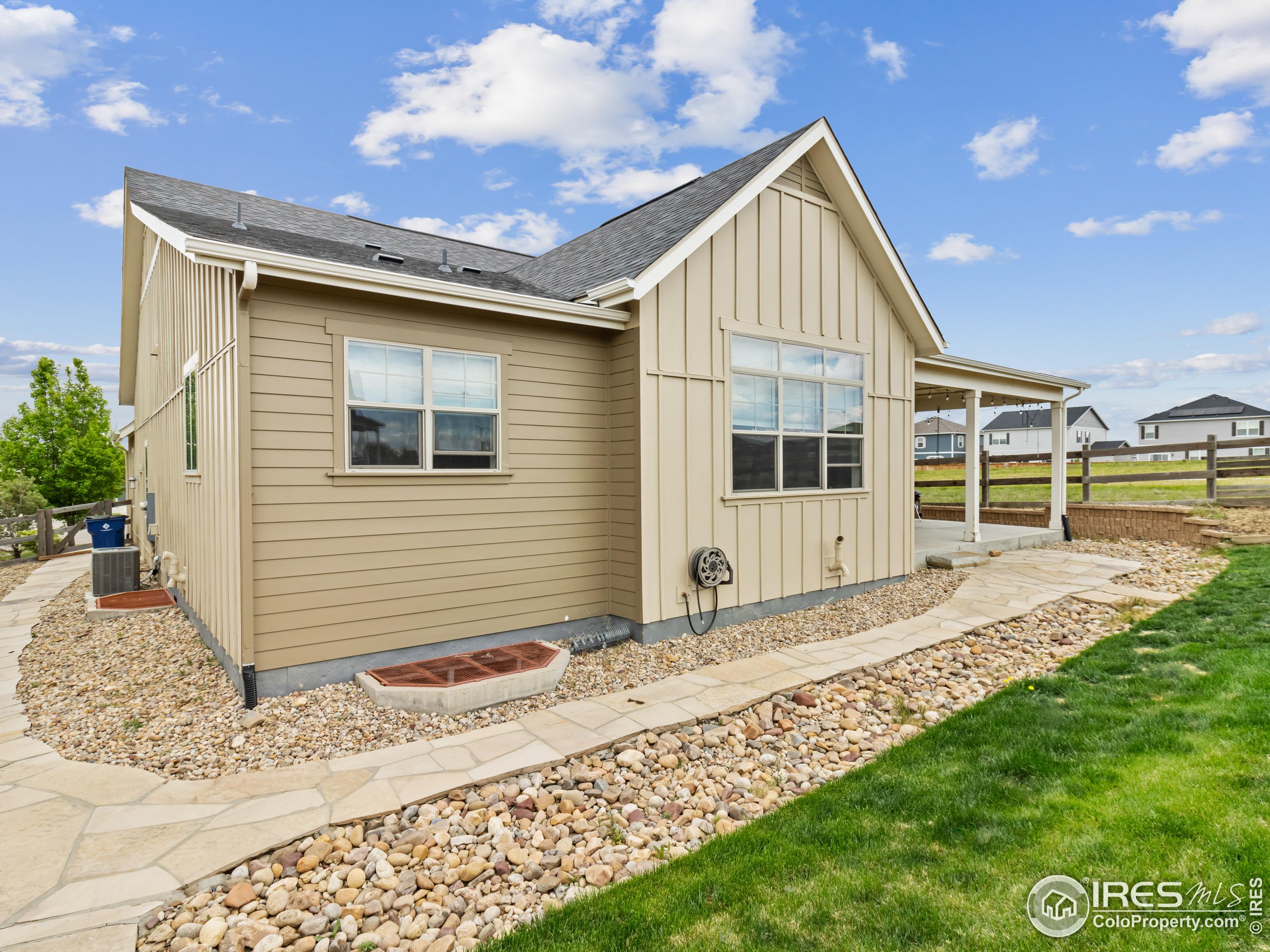 4527 Colorado River Dr