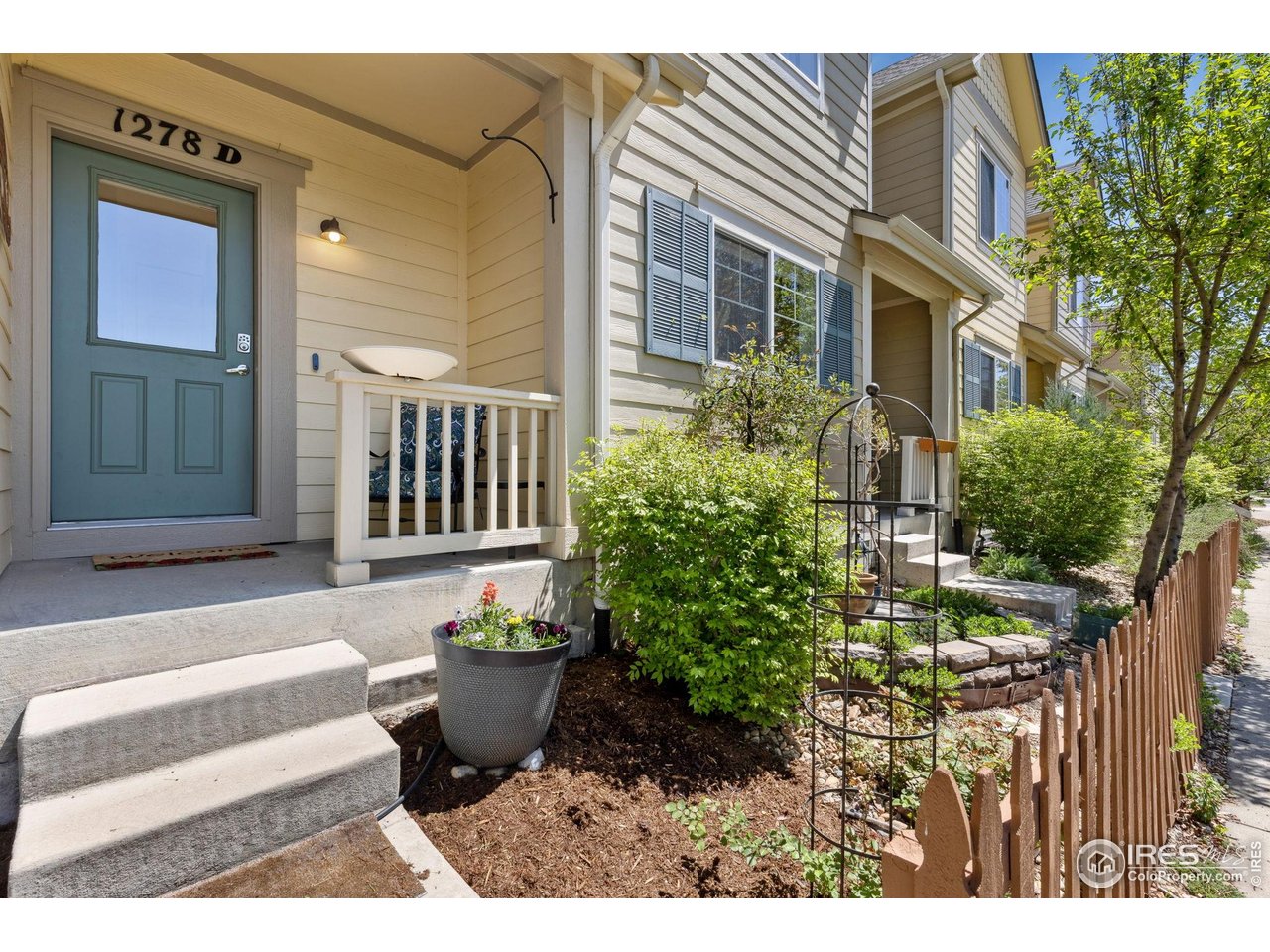 1278 Hummingbird Cir D