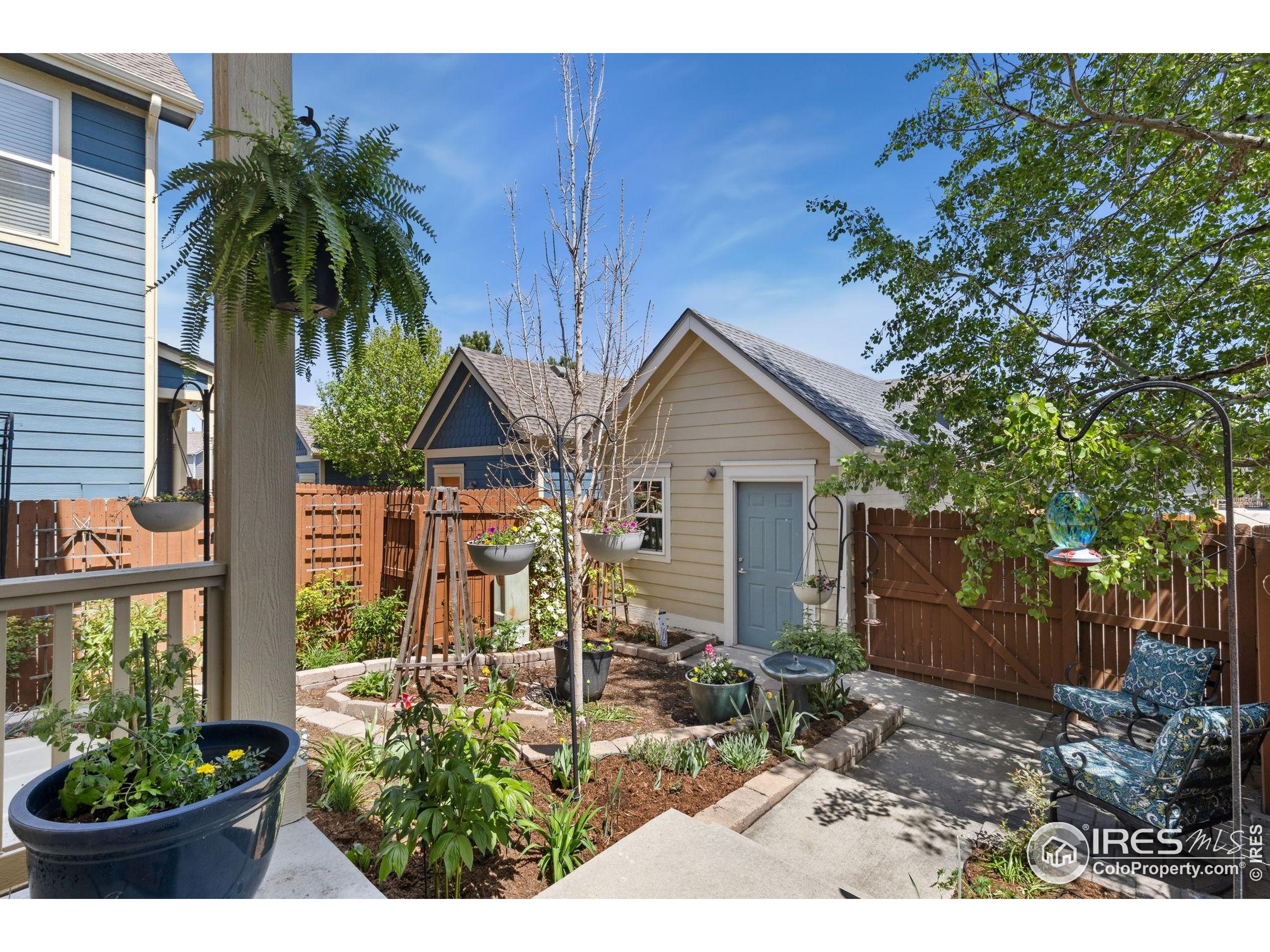 1278 Hummingbird Cir D