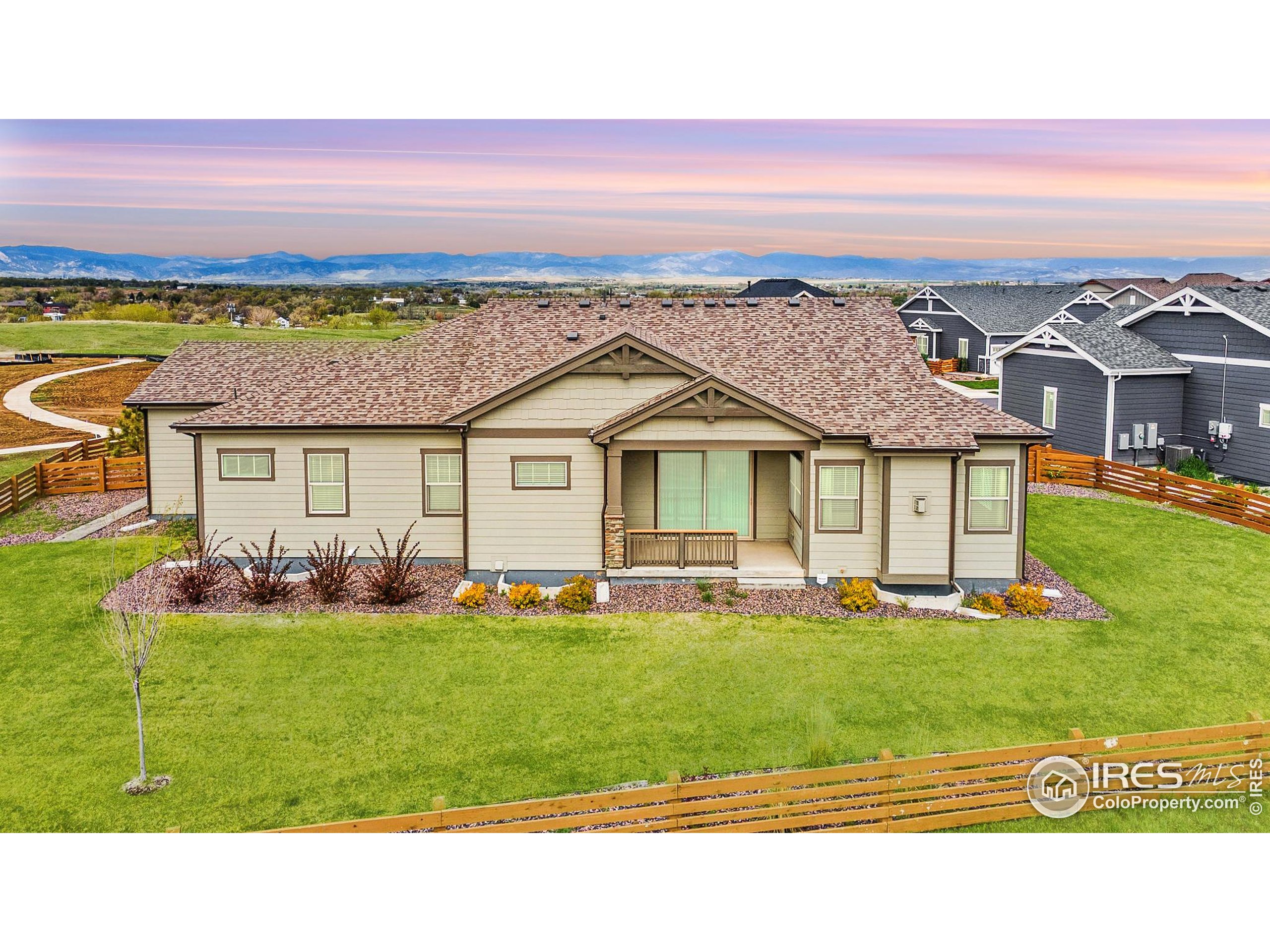685 Quarry Ct