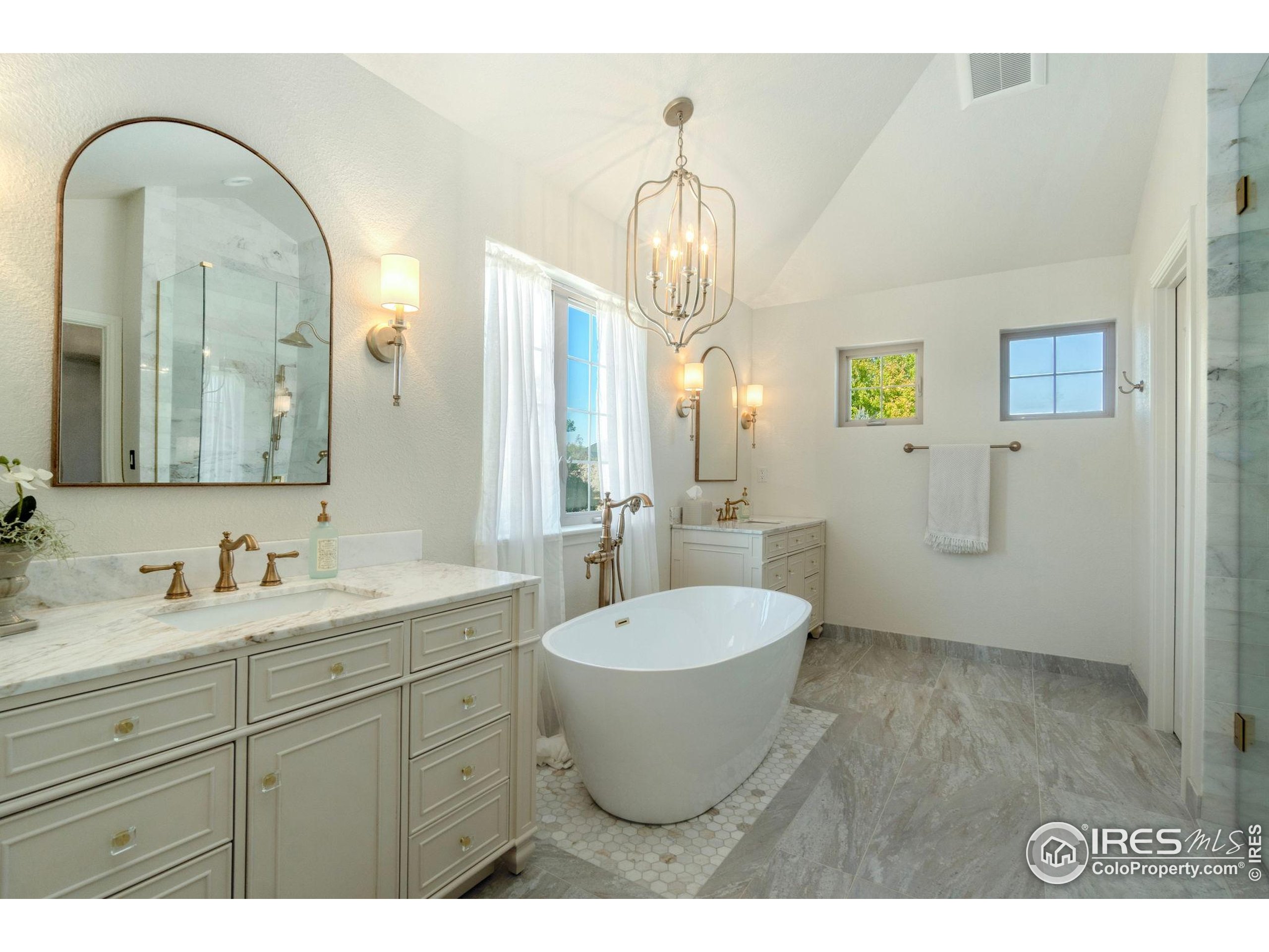 1644 Stardance Cir