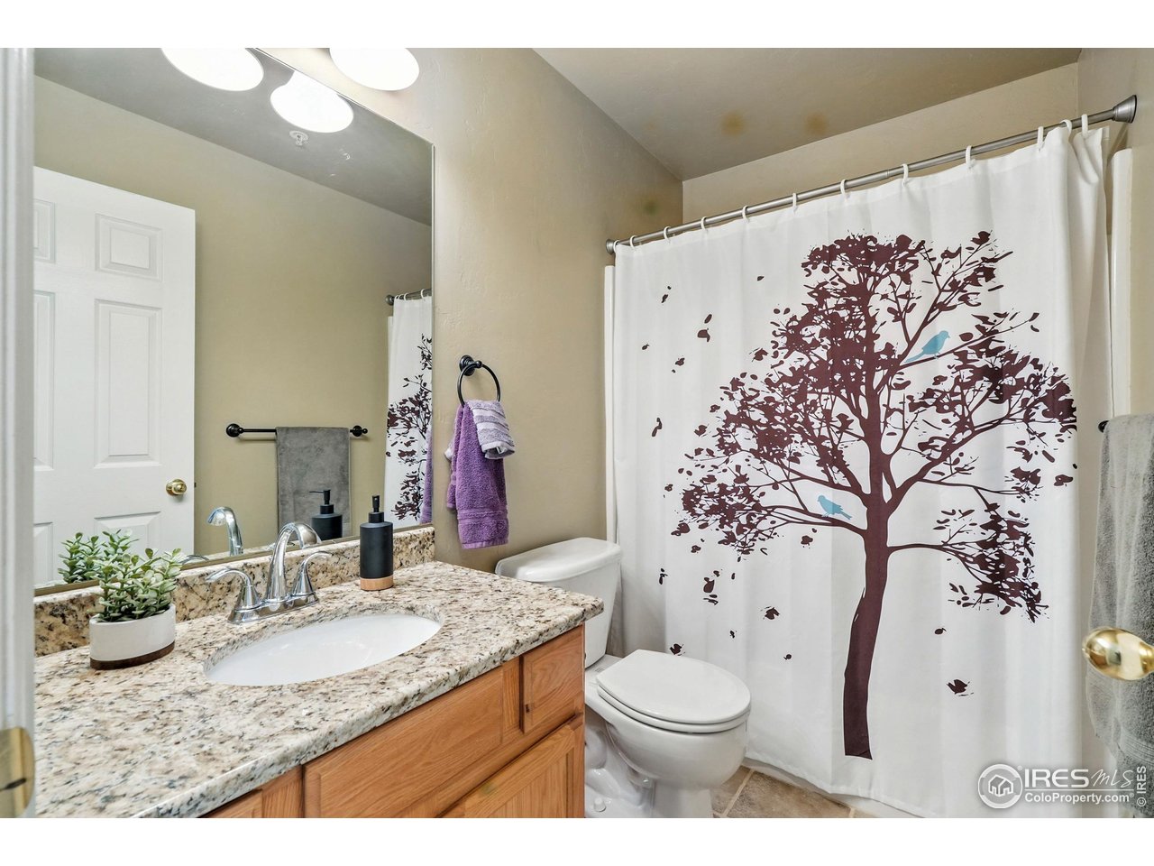 1601 Great Western Dr L6