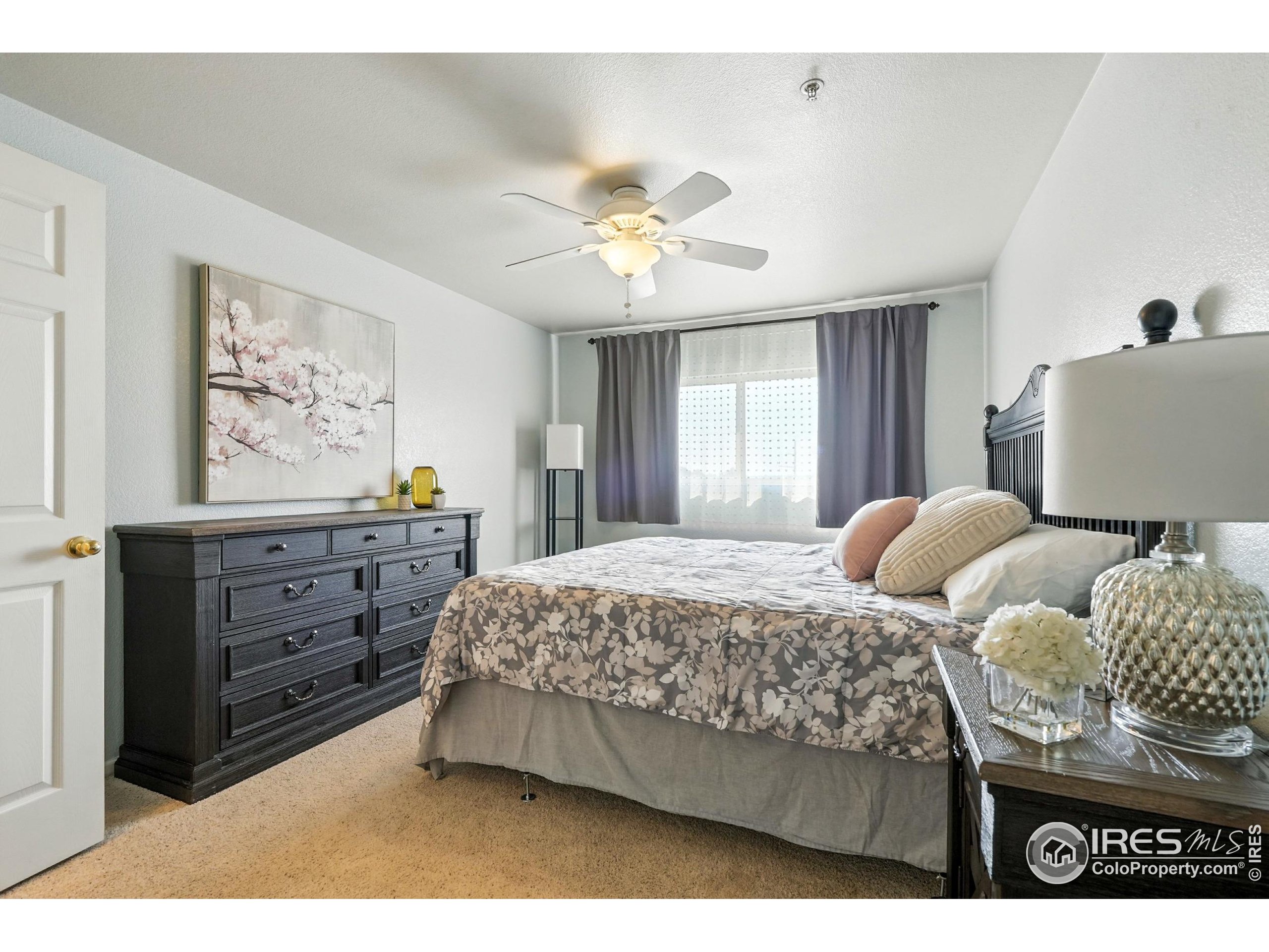 1601 Great Western Dr L6