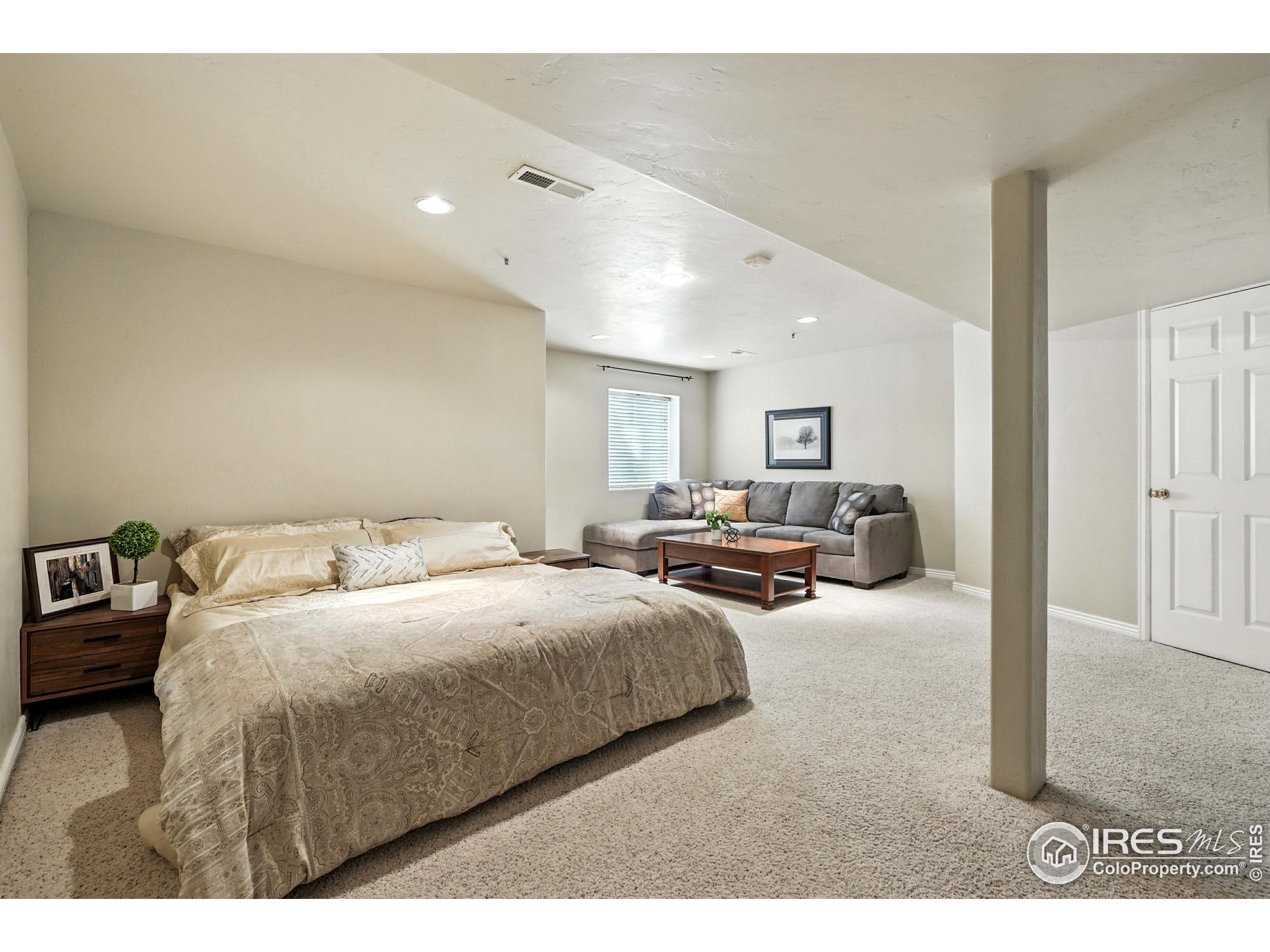 1601 Great Western Dr L6