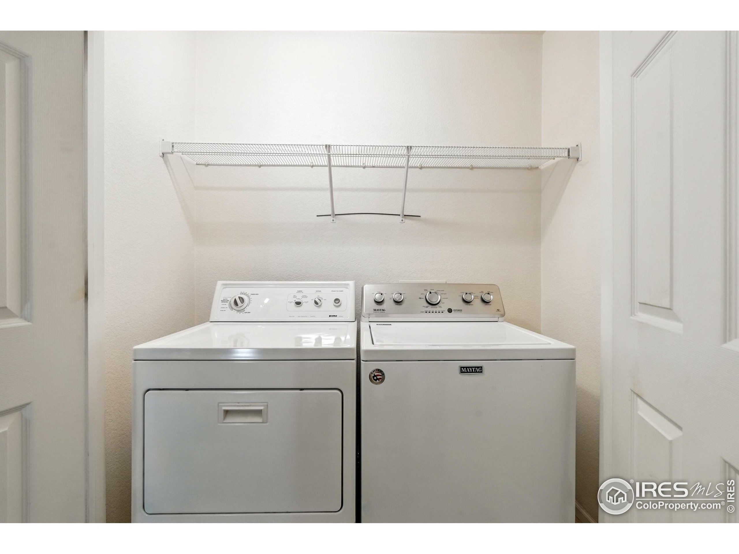 1601 Great Western Dr L6