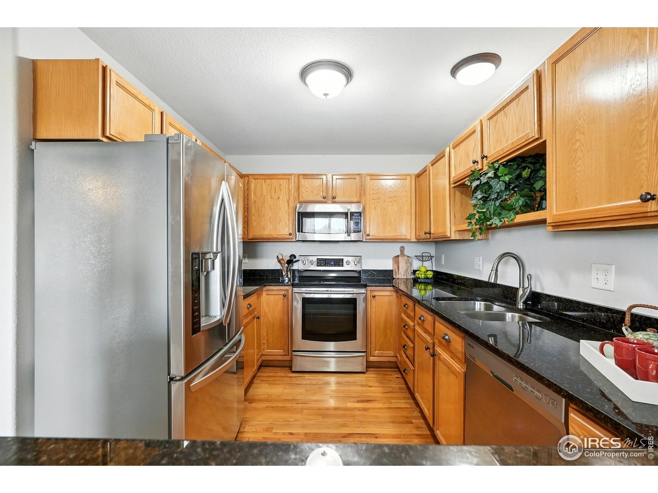 1601 Great Western Dr L6