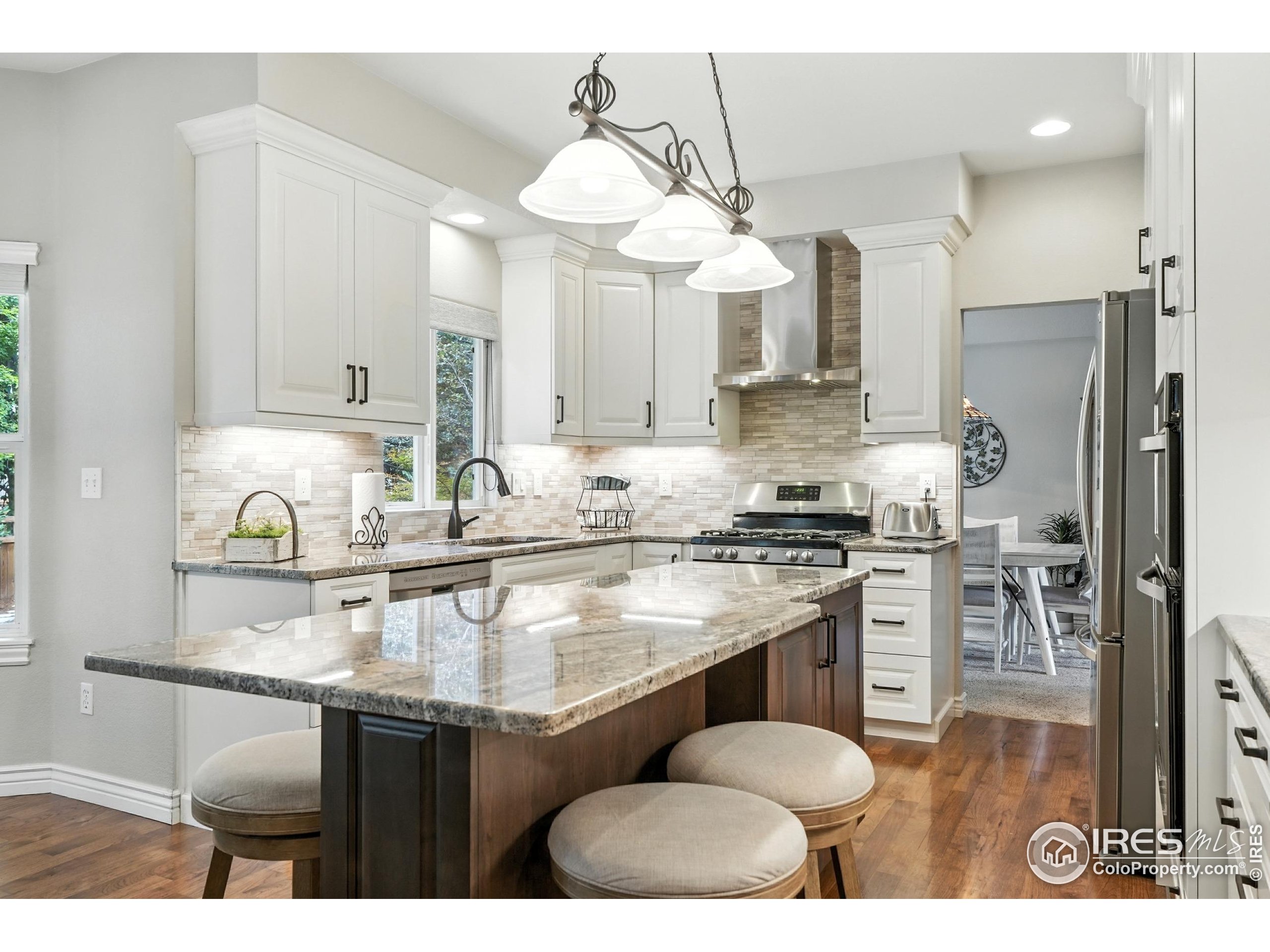 2443 Mallard Cir