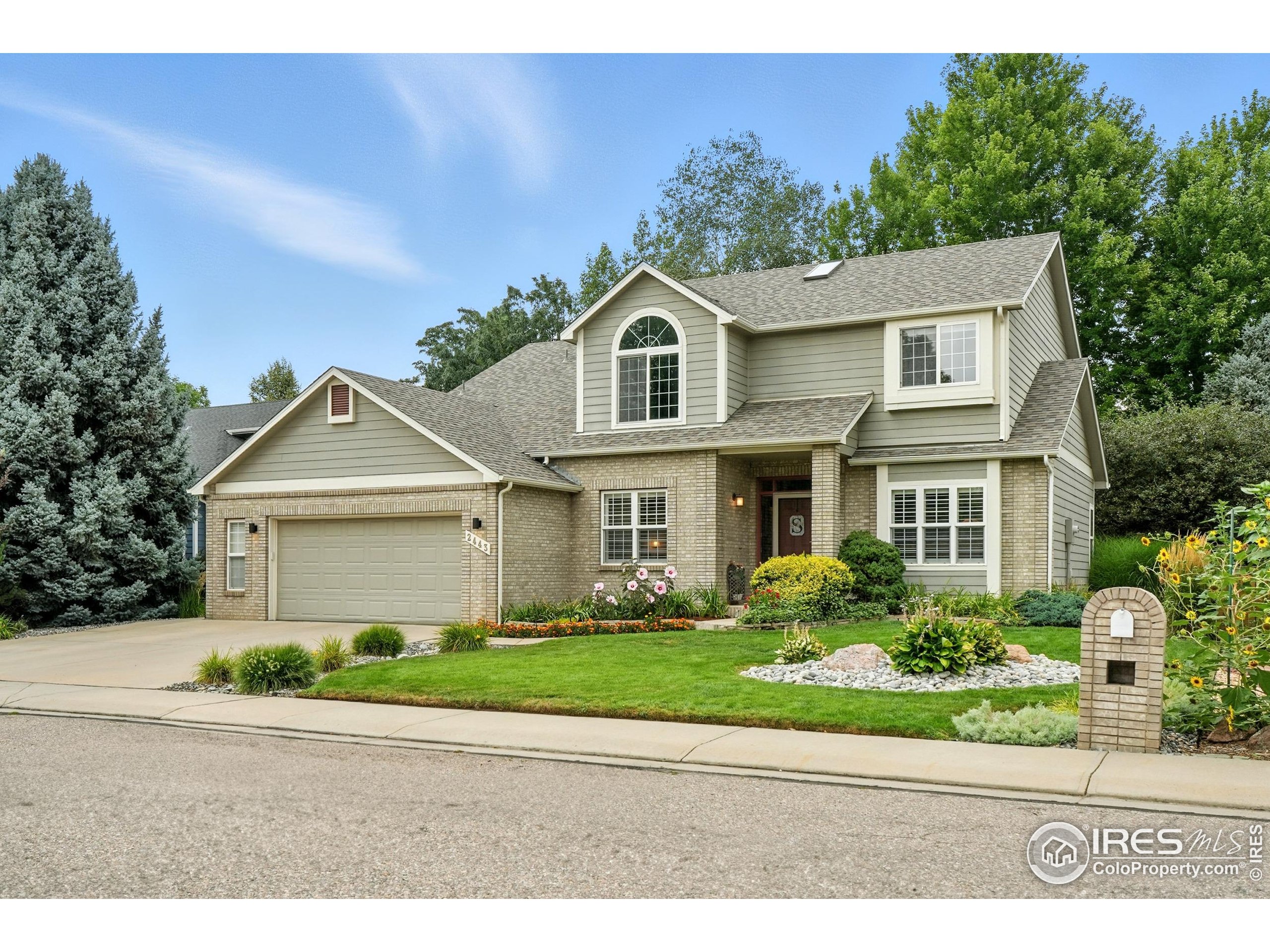 2443 Mallard Cir