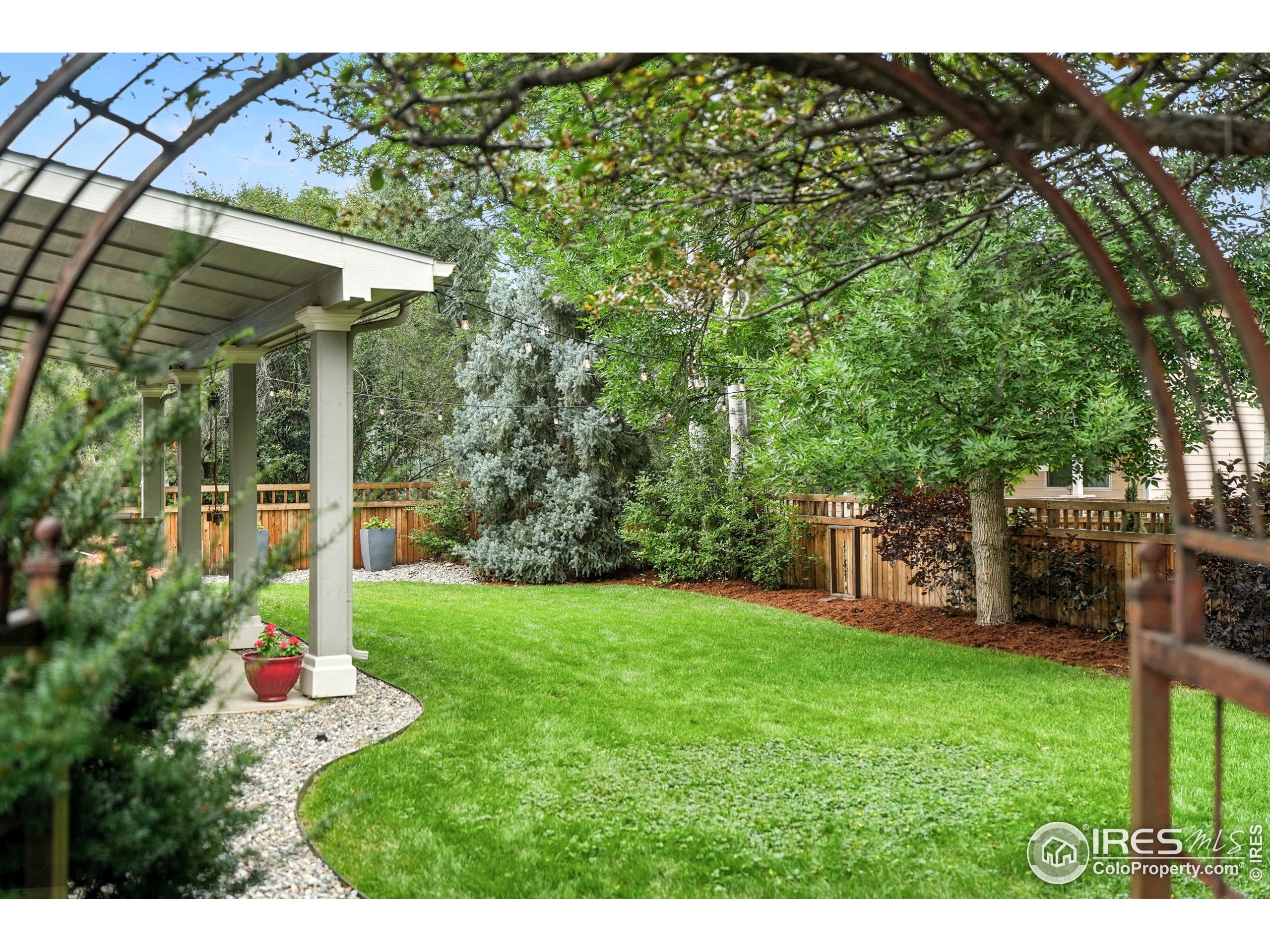 2443 Mallard Cir